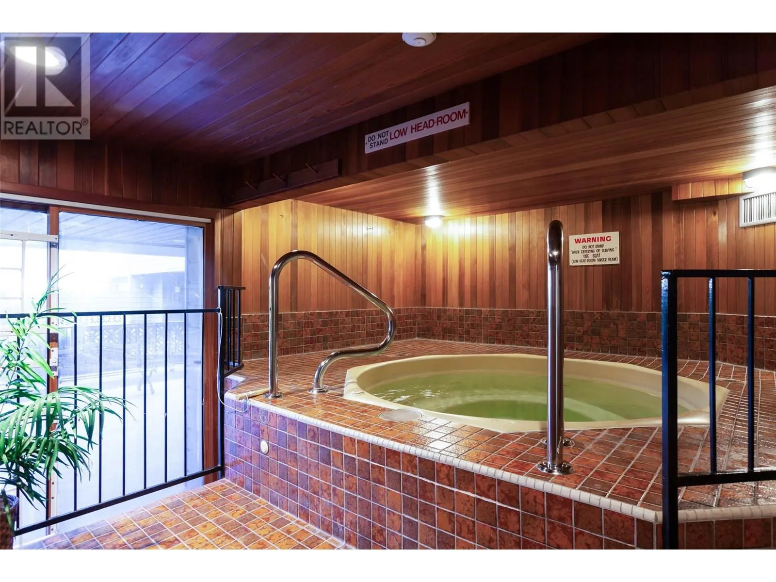 1056 Bernard Avenue Unit# 305 Lot# 43