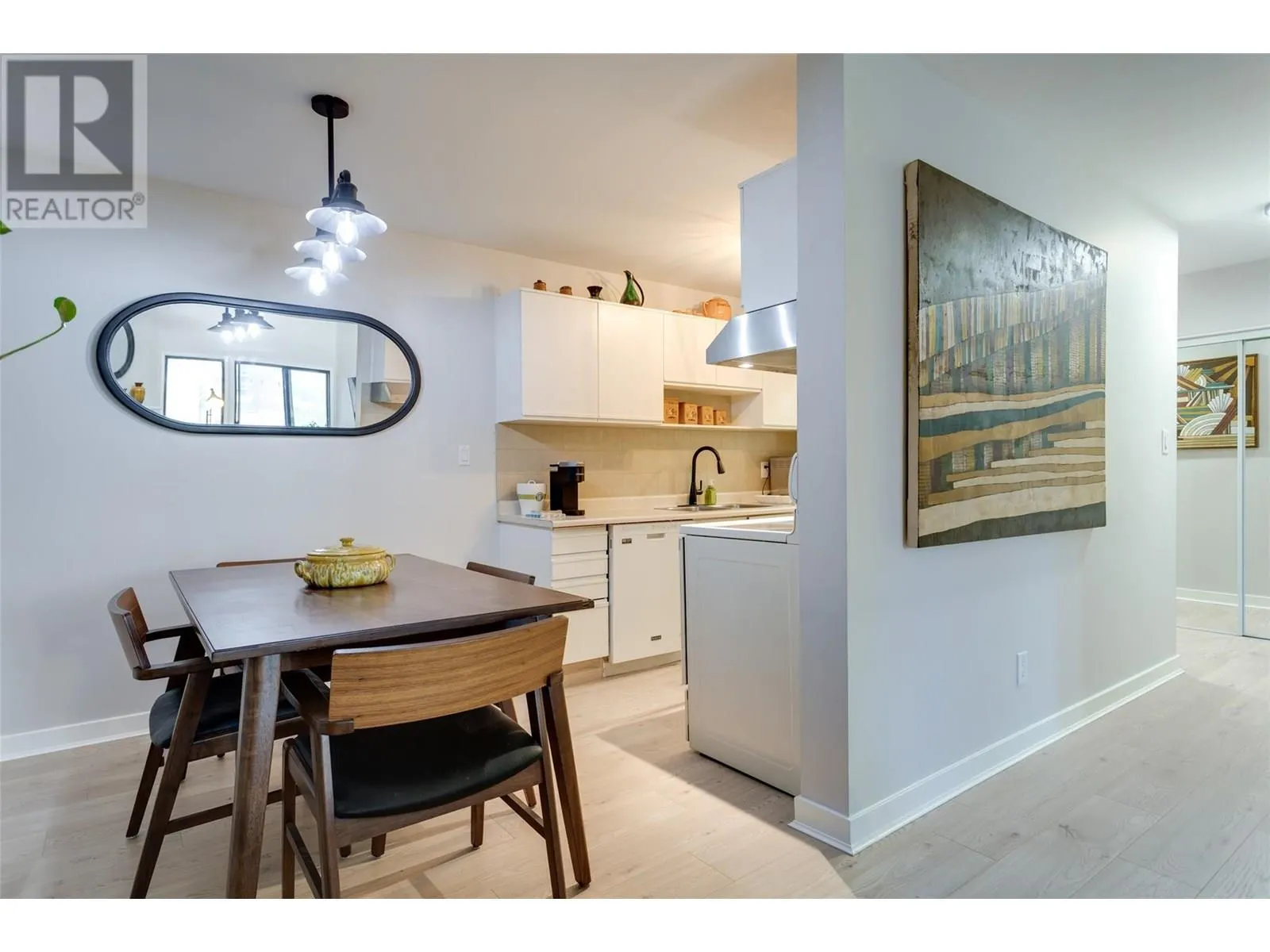 1056 Bernard Avenue Unit# 305 Lot# 43