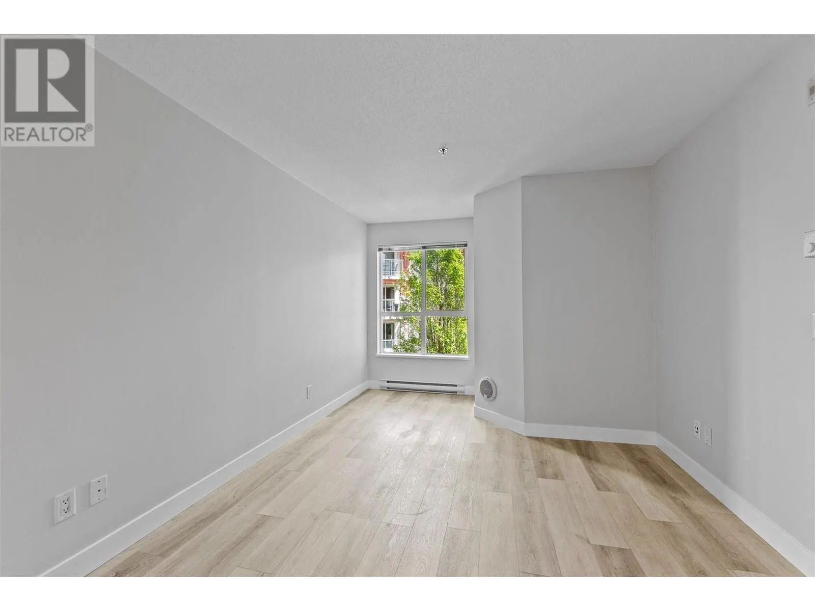 1083 Sunset Drive Unit# 319