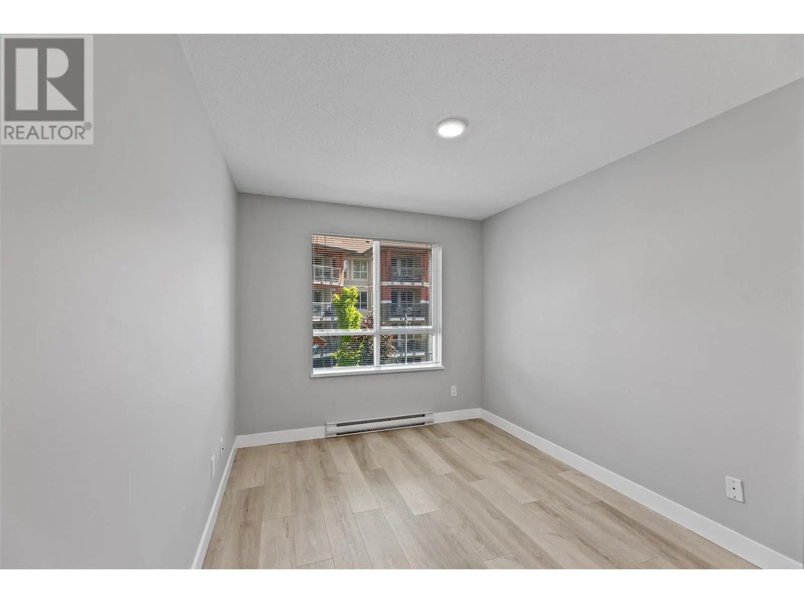 1083 Sunset Drive Unit# 319
