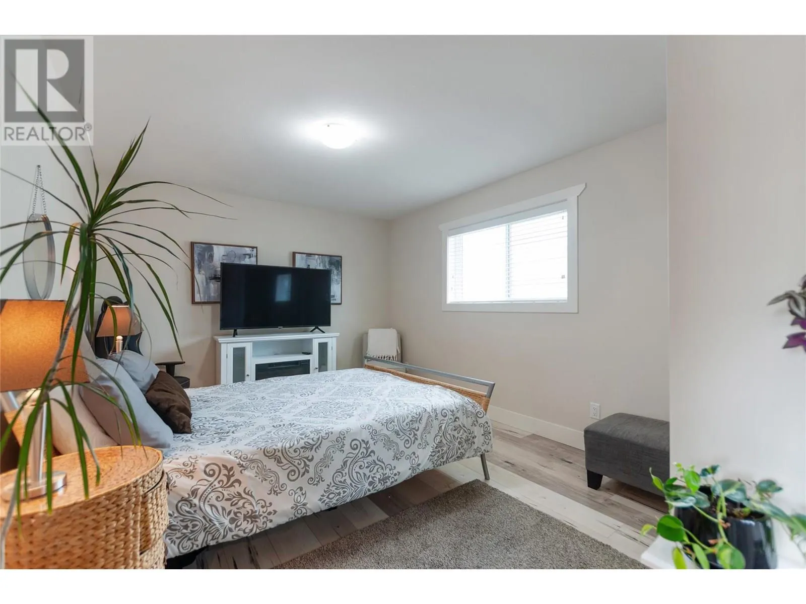 242 Van Horne Street Unit# 102