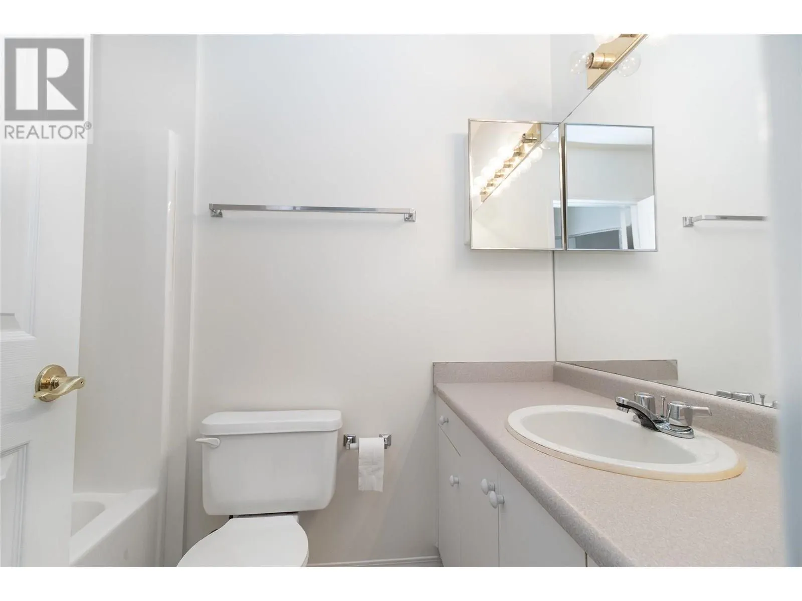 1318 Richter Street Unit# 304