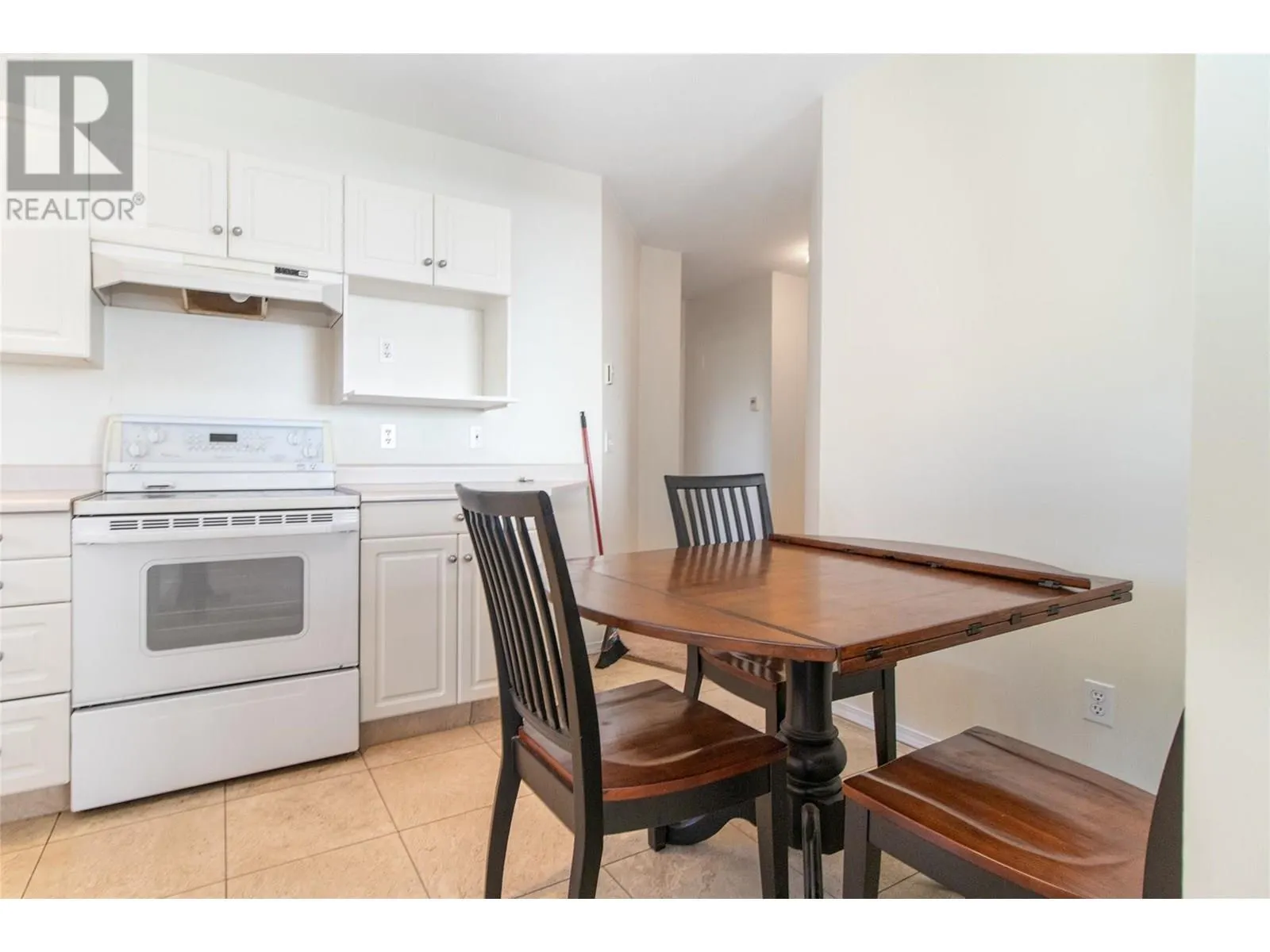1318 Richter Street Unit# 304