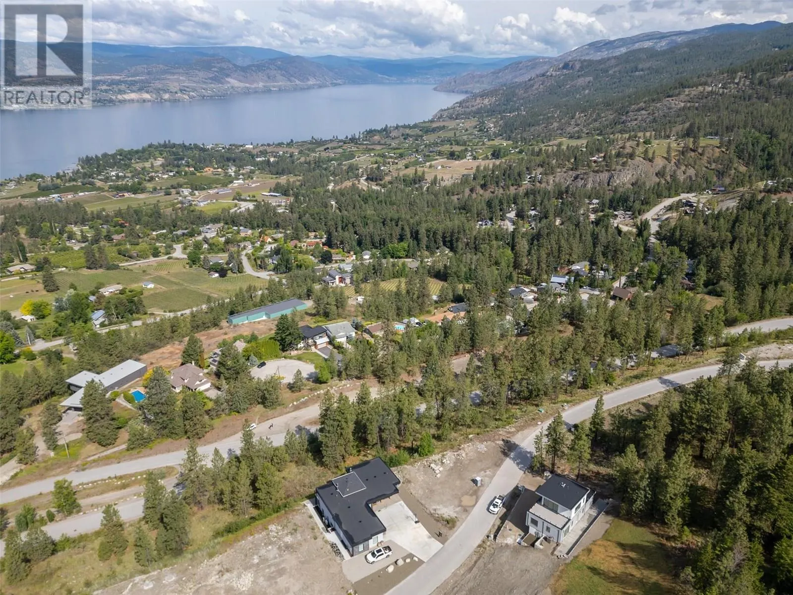 2975 Outlook Way