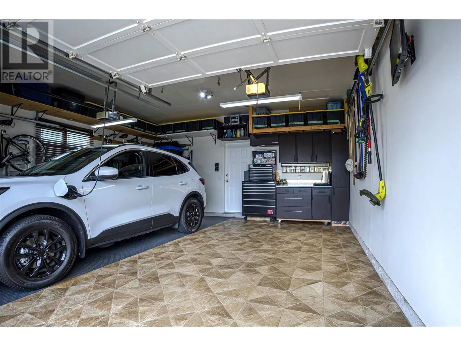 1255 Raymer Avenue Unit# 109