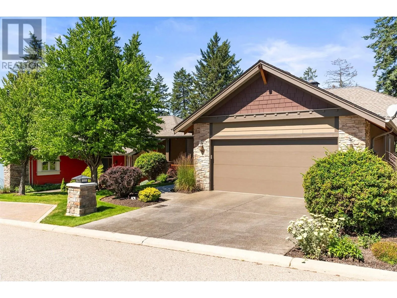 140 Mashie Crescent
