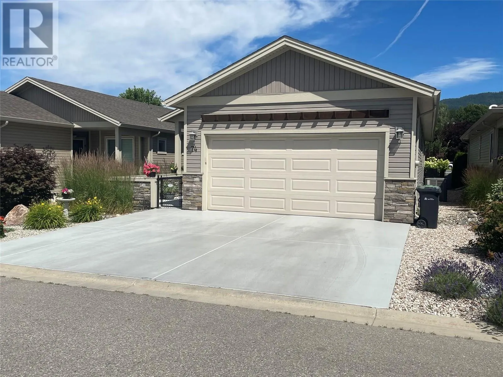 2100 55 Avenue Unit# 74