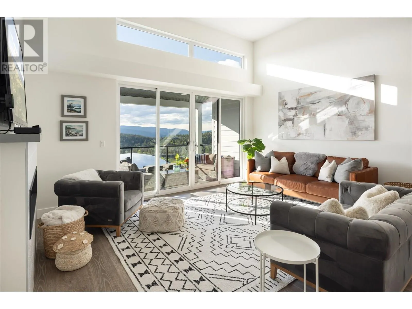 269 Diamond Way Unit# 5