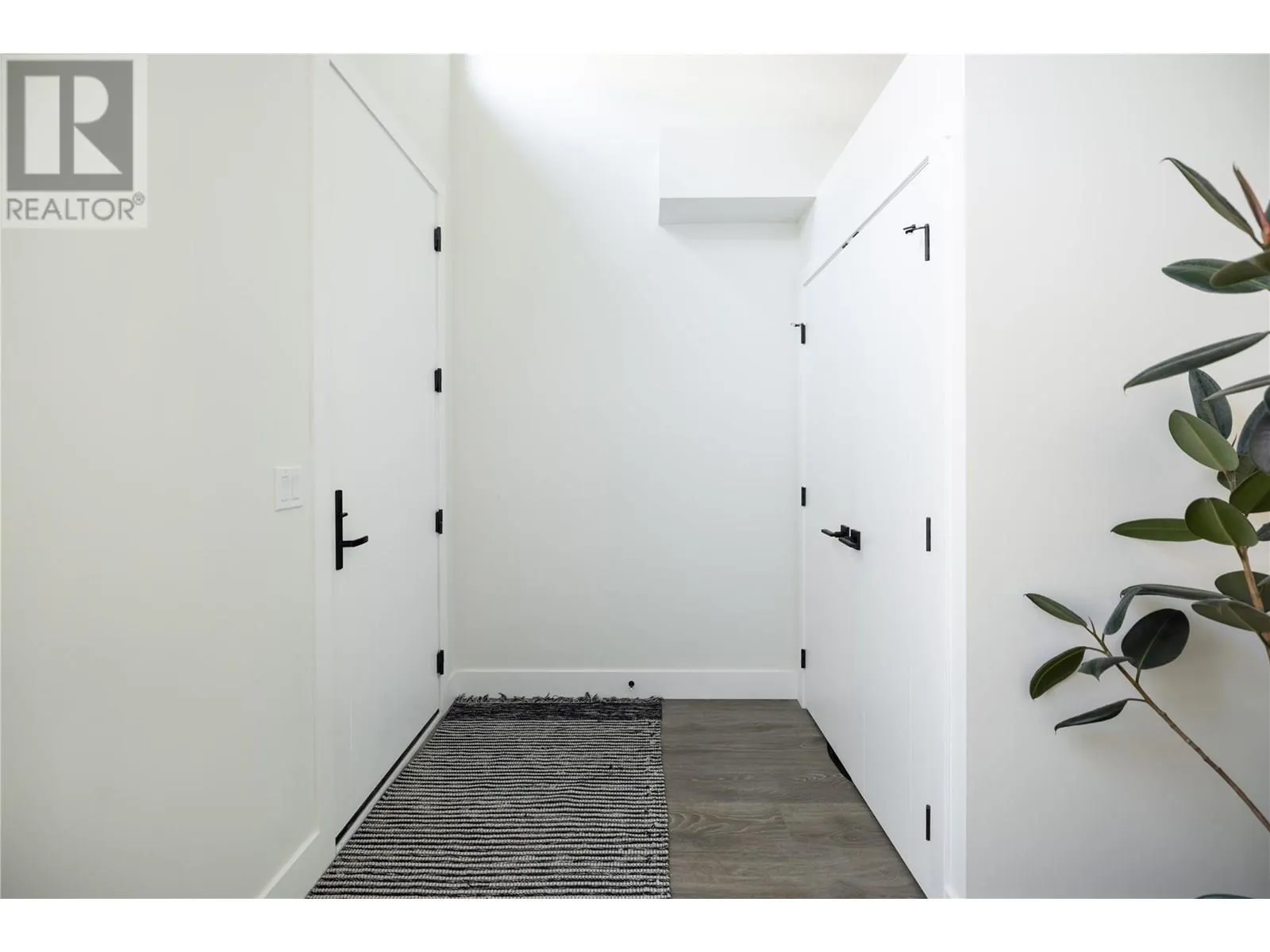 269 Diamond Way Unit# 5