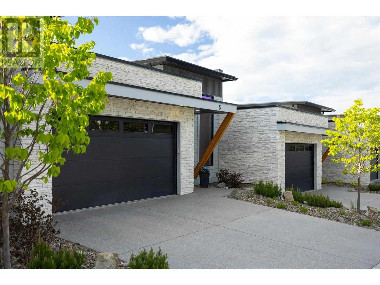 269 Diamond Way Unit# 5