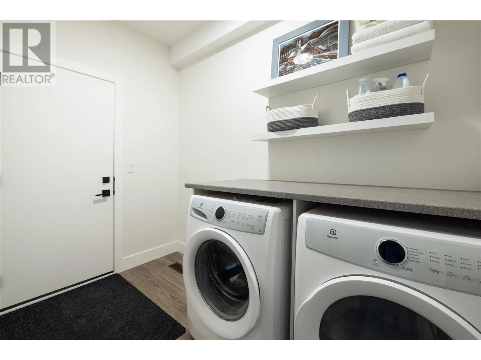 269 Diamond Way Unit# 5