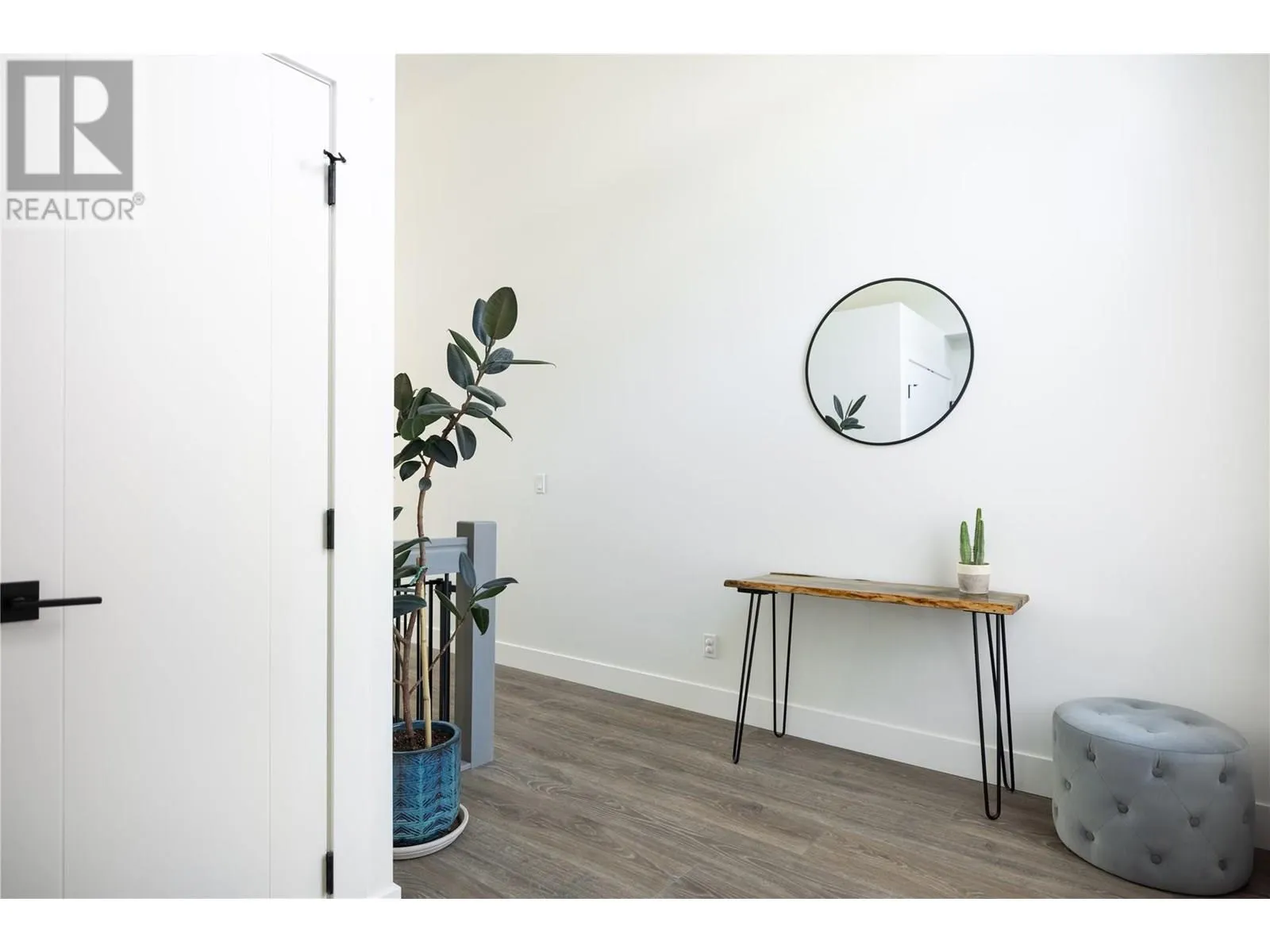 269 Diamond Way Unit# 5