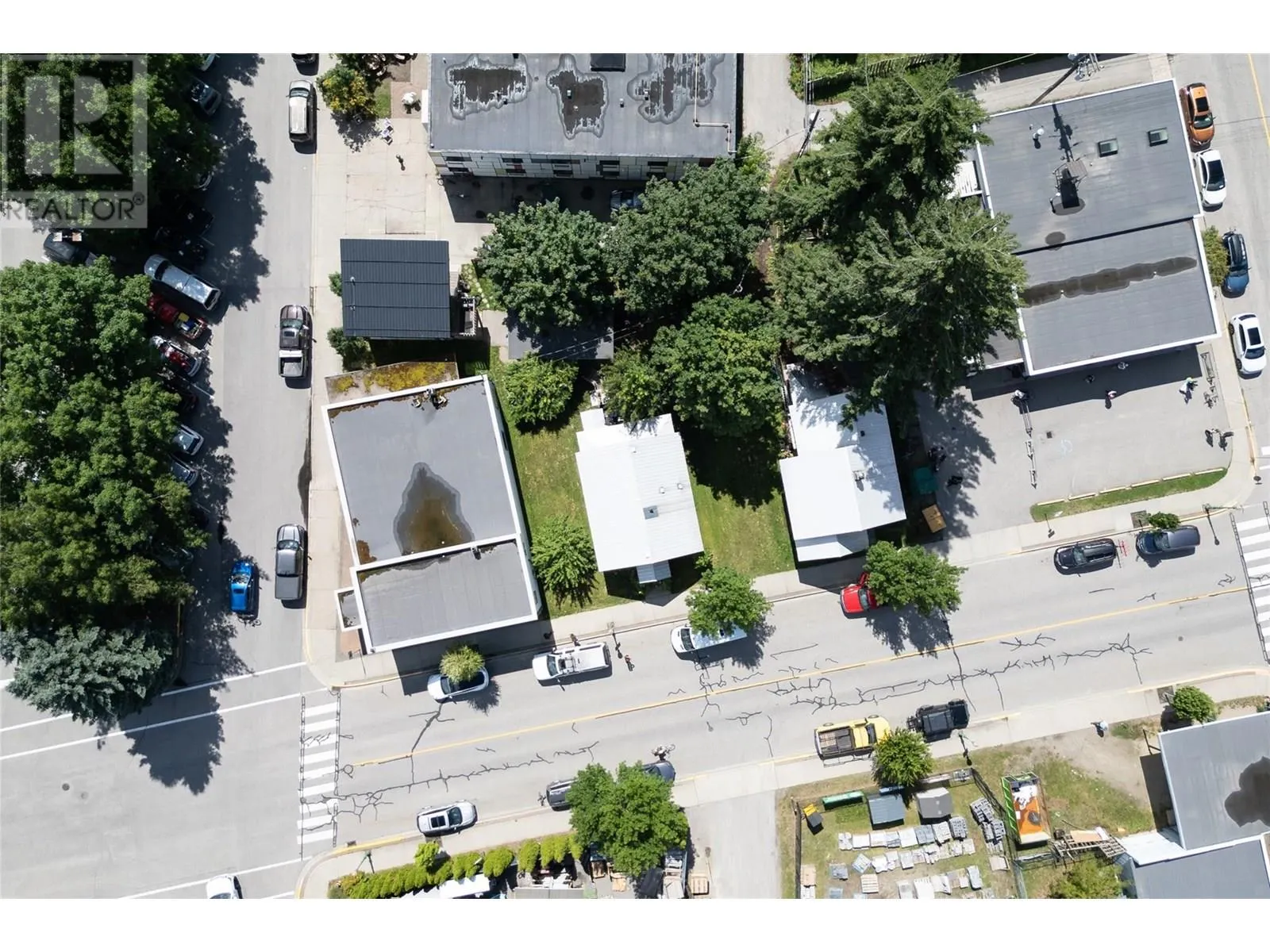 303 Second Street W