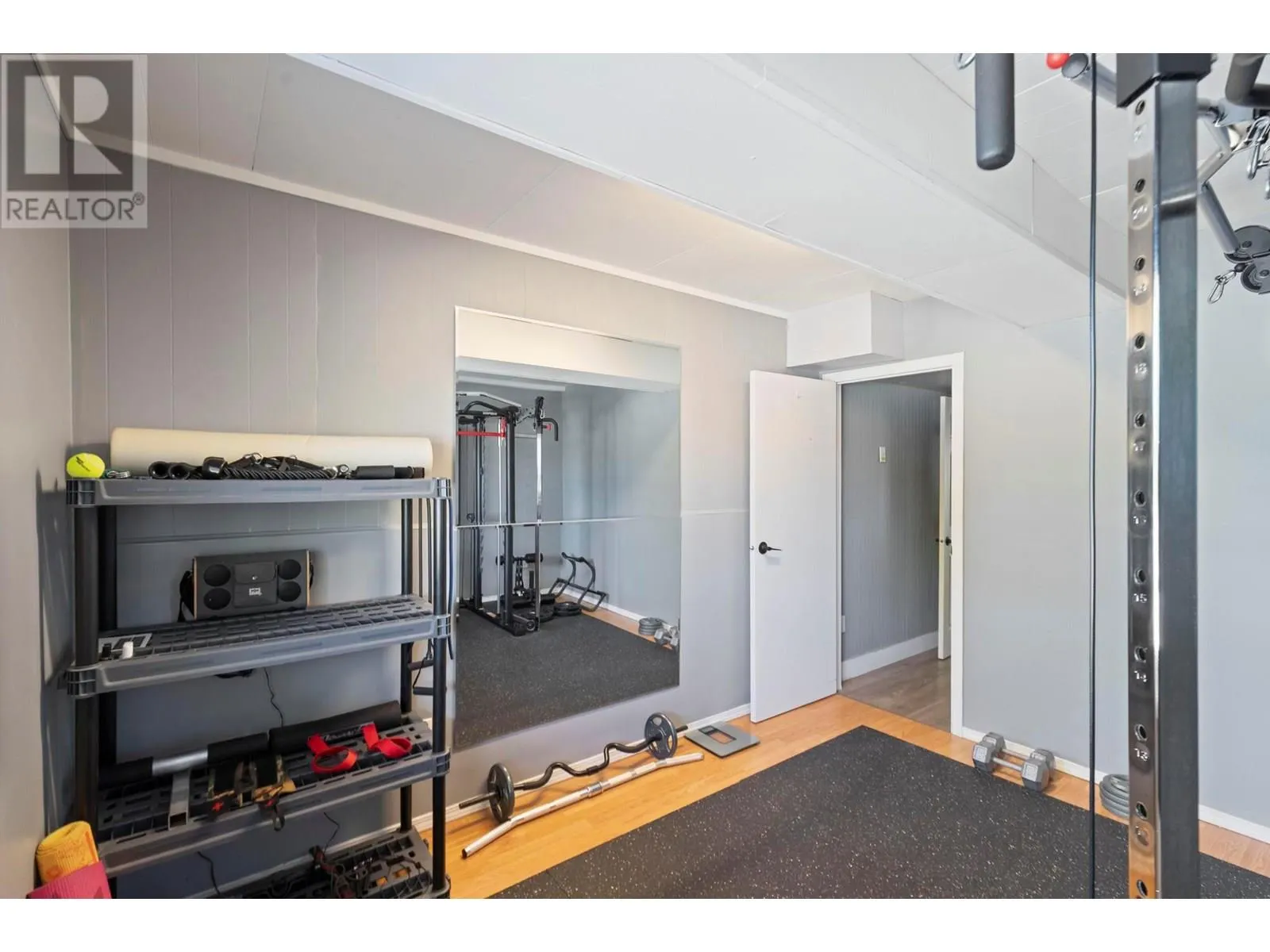 565 Chepesuik Court
