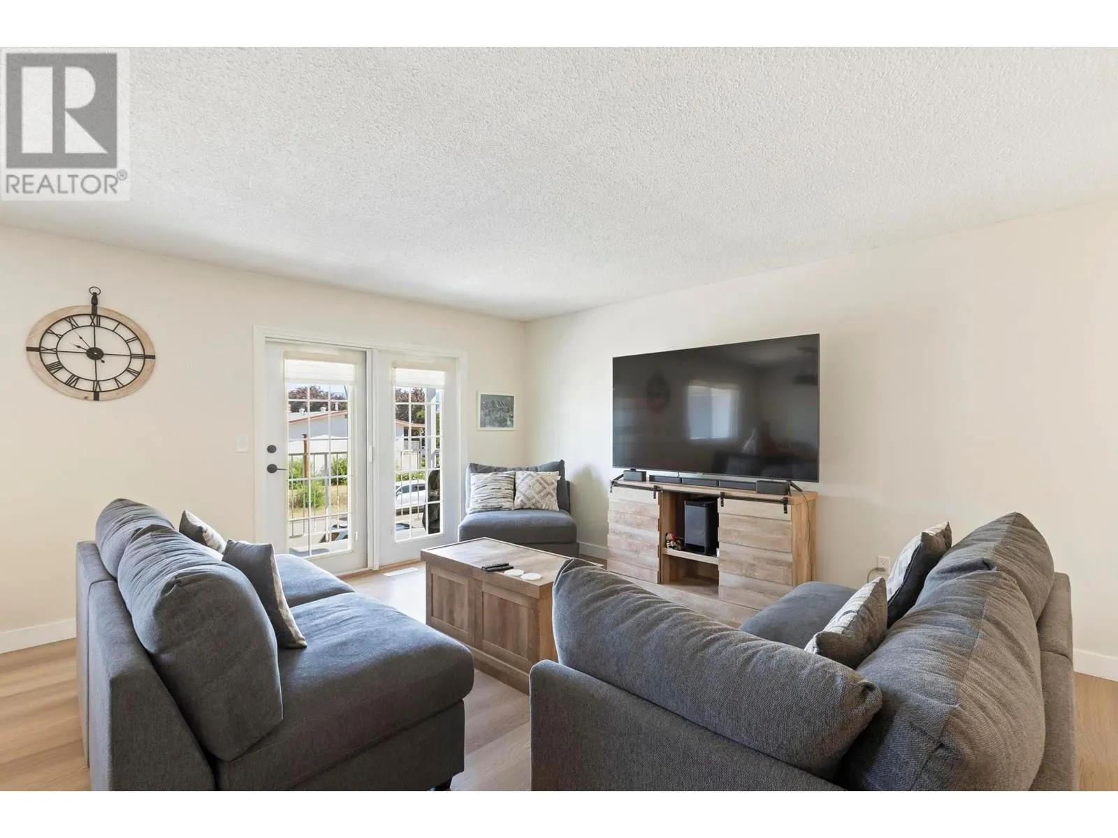 565 Chepesuik Court