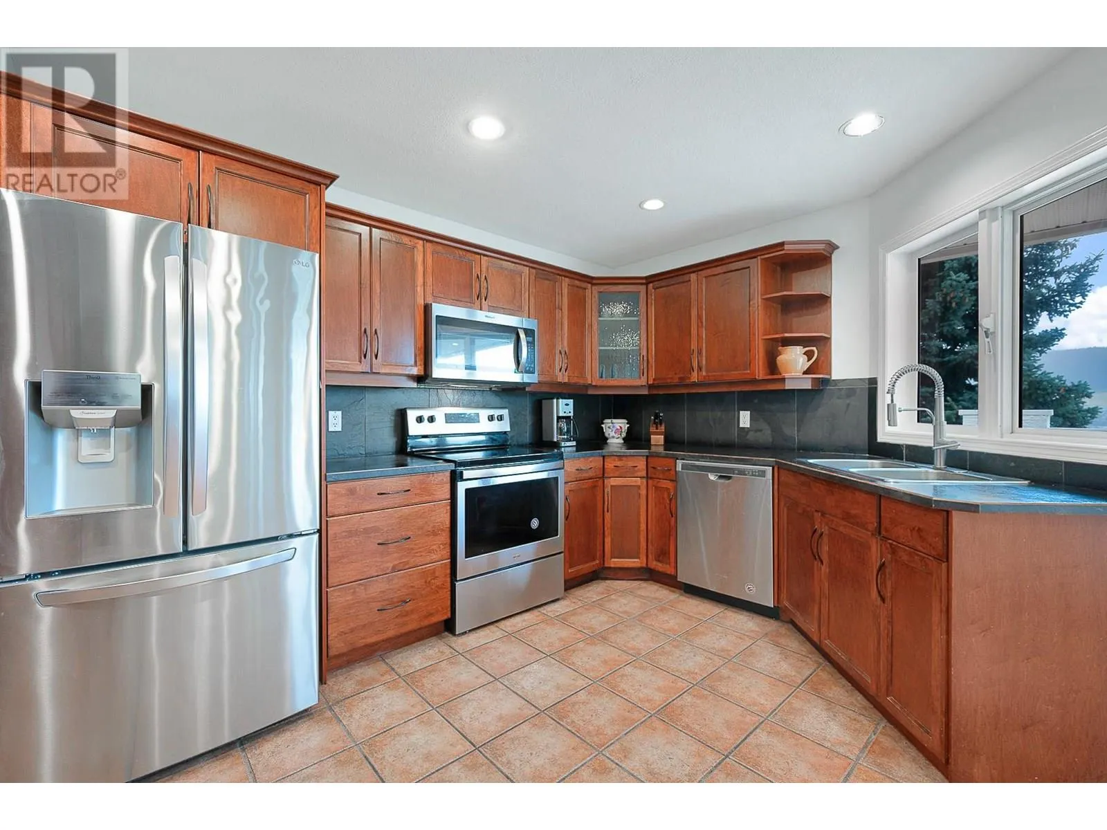 7067 Amber Drive