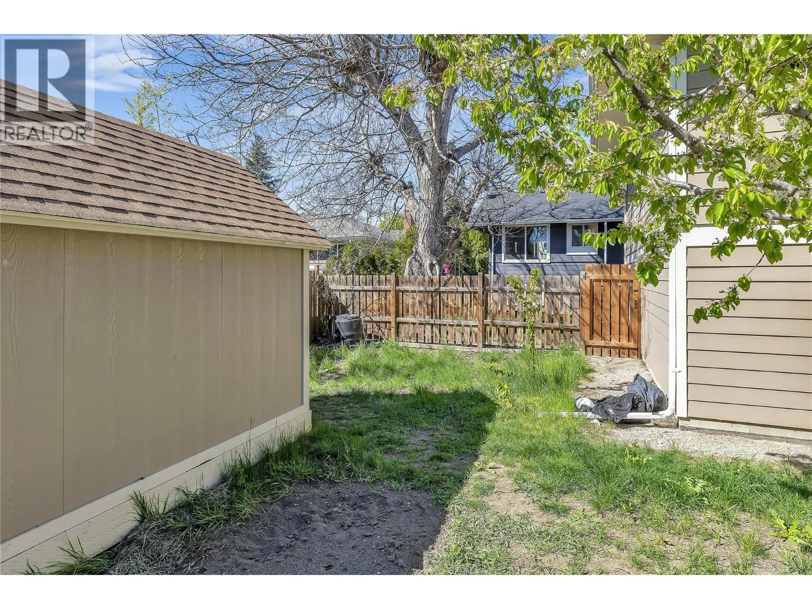 855 Saucier Avenue