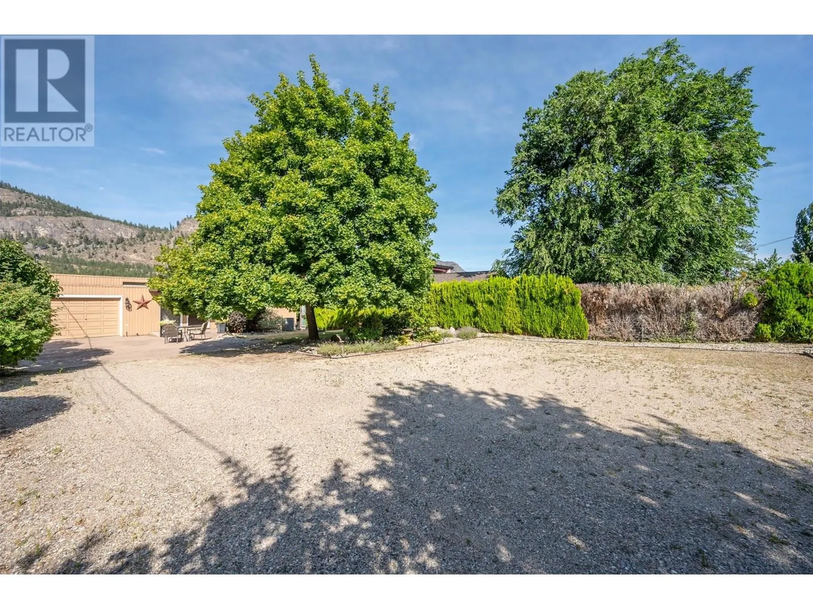 3120 Vaseux Lake Crescent