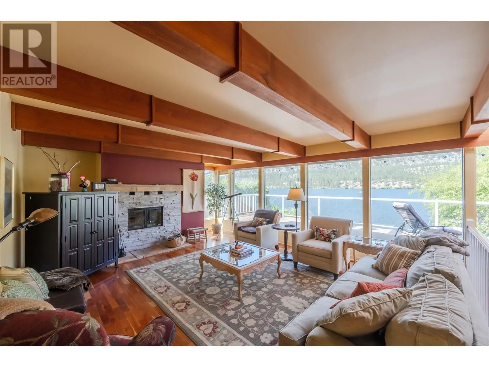 3120 Vaseux Lake Crescent