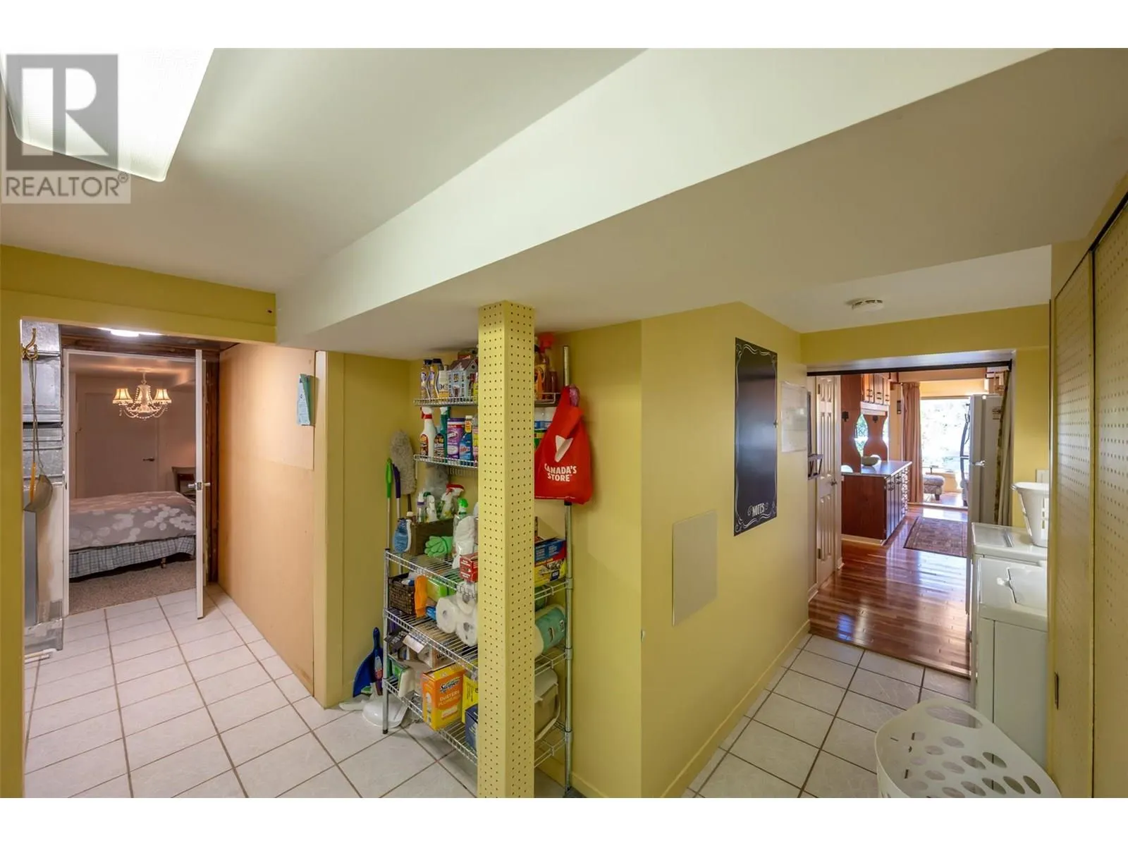 3120 Vaseux Lake Crescent