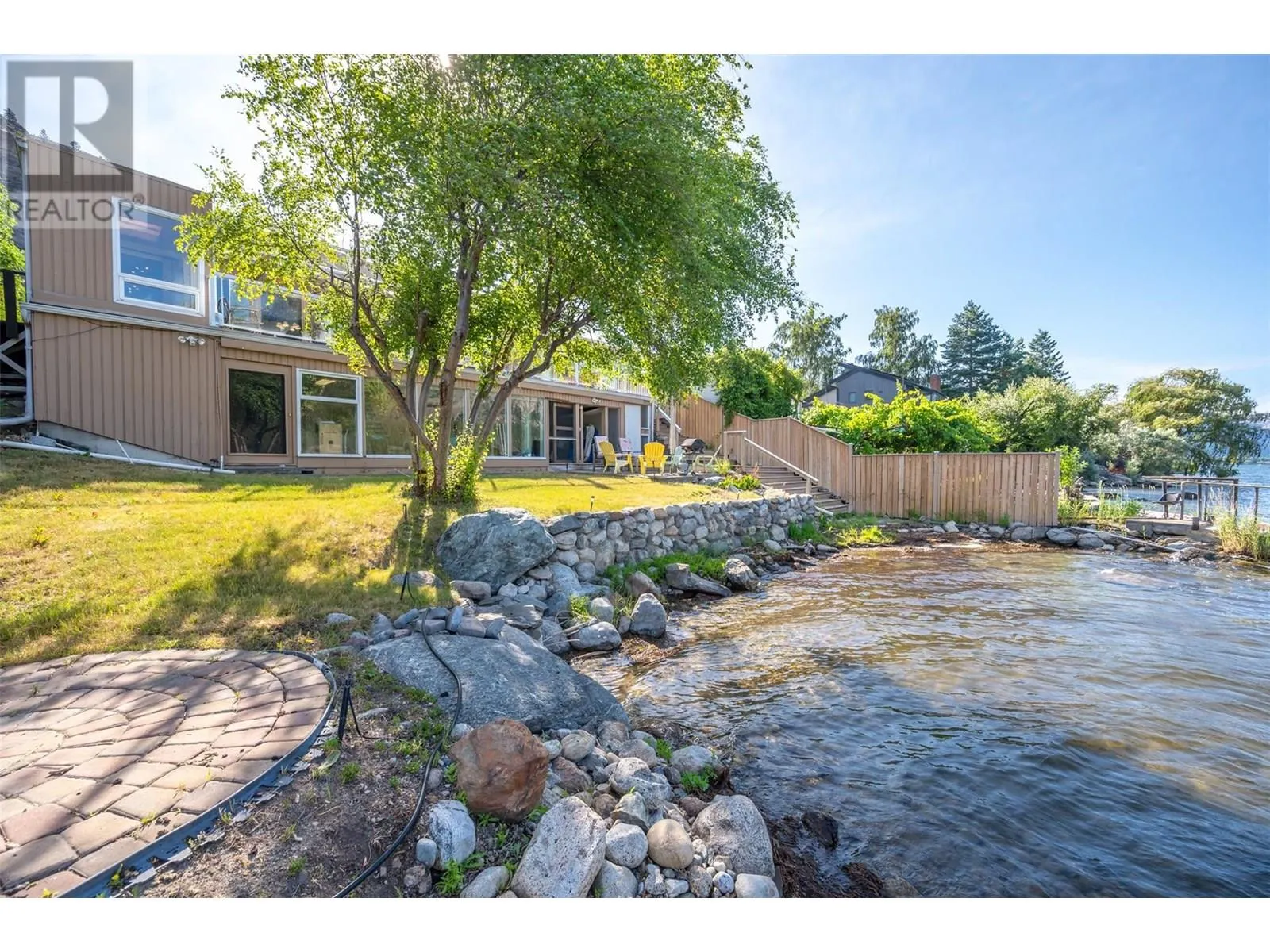 3120 Vaseux Lake Crescent