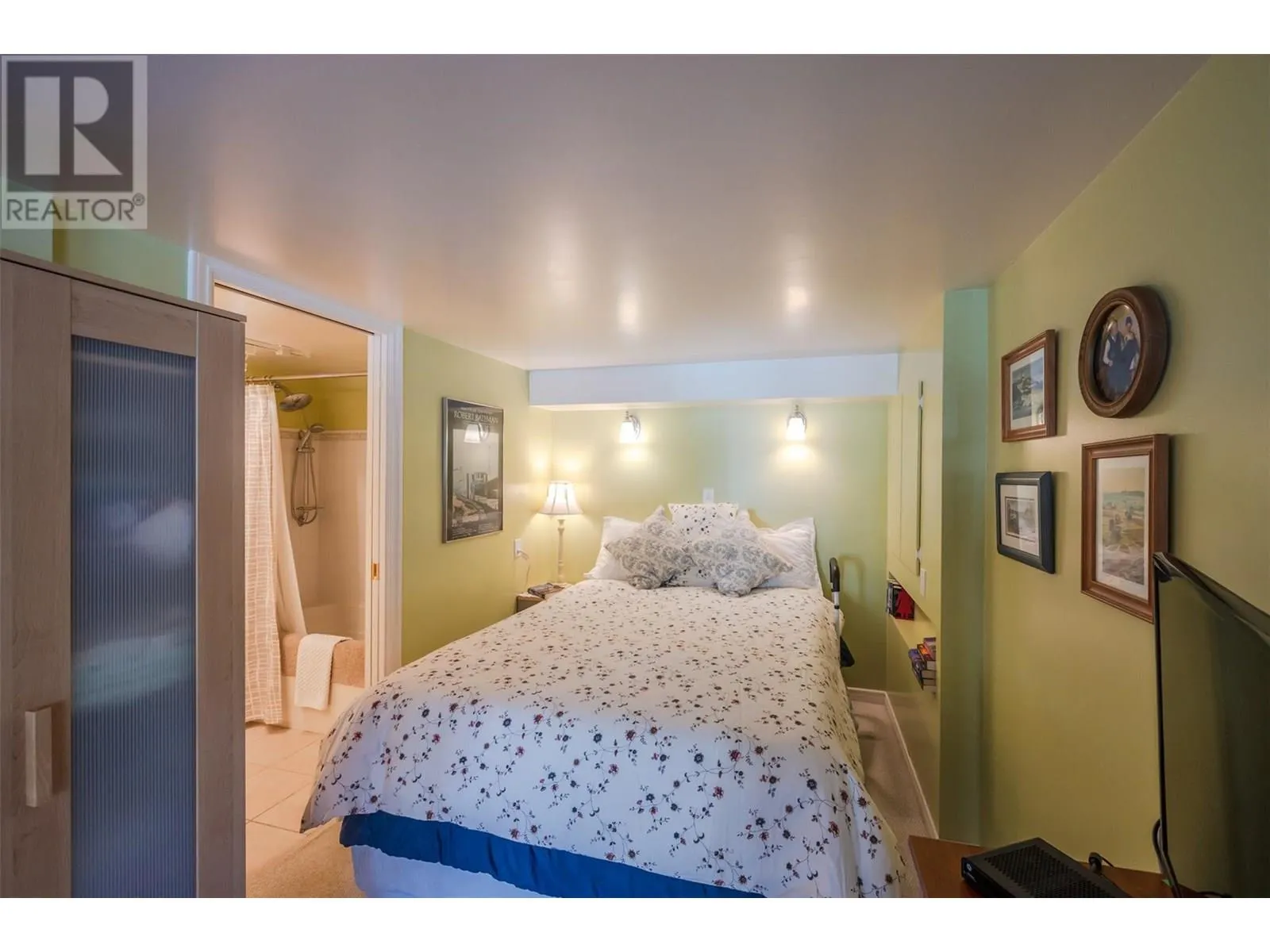3120 Vaseux Lake Crescent