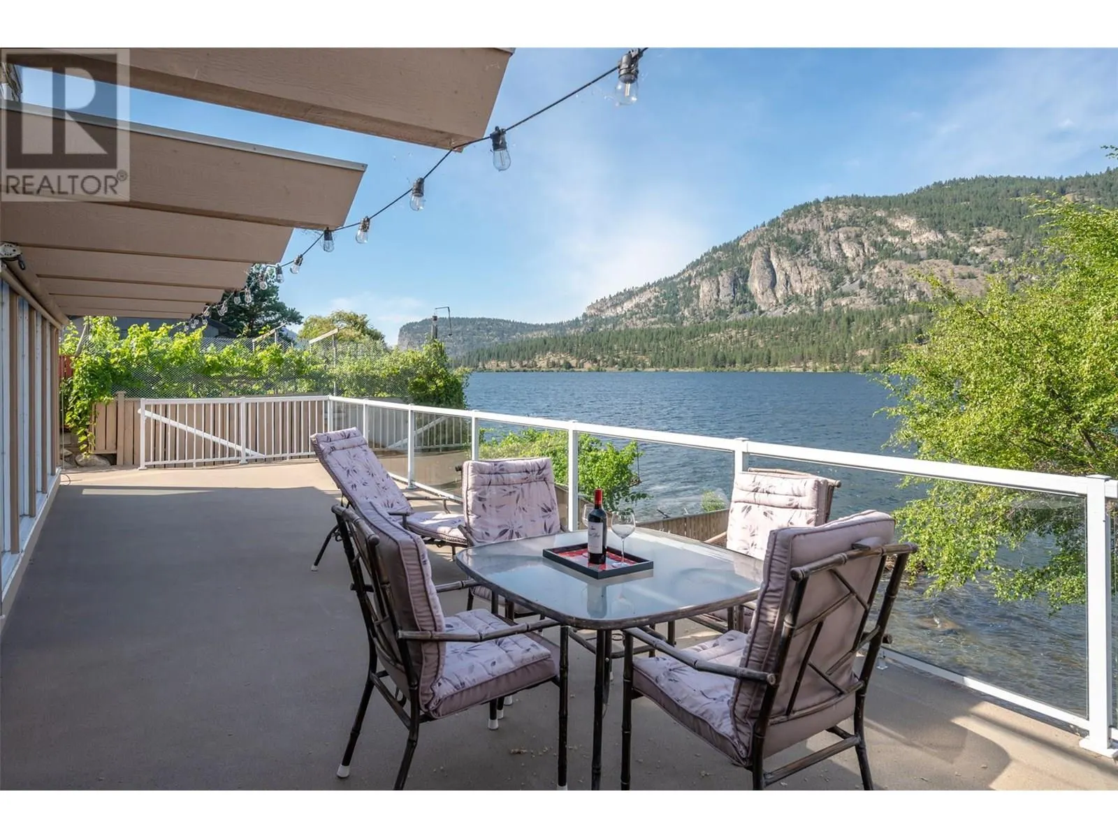 3120 Vaseux Lake Crescent
