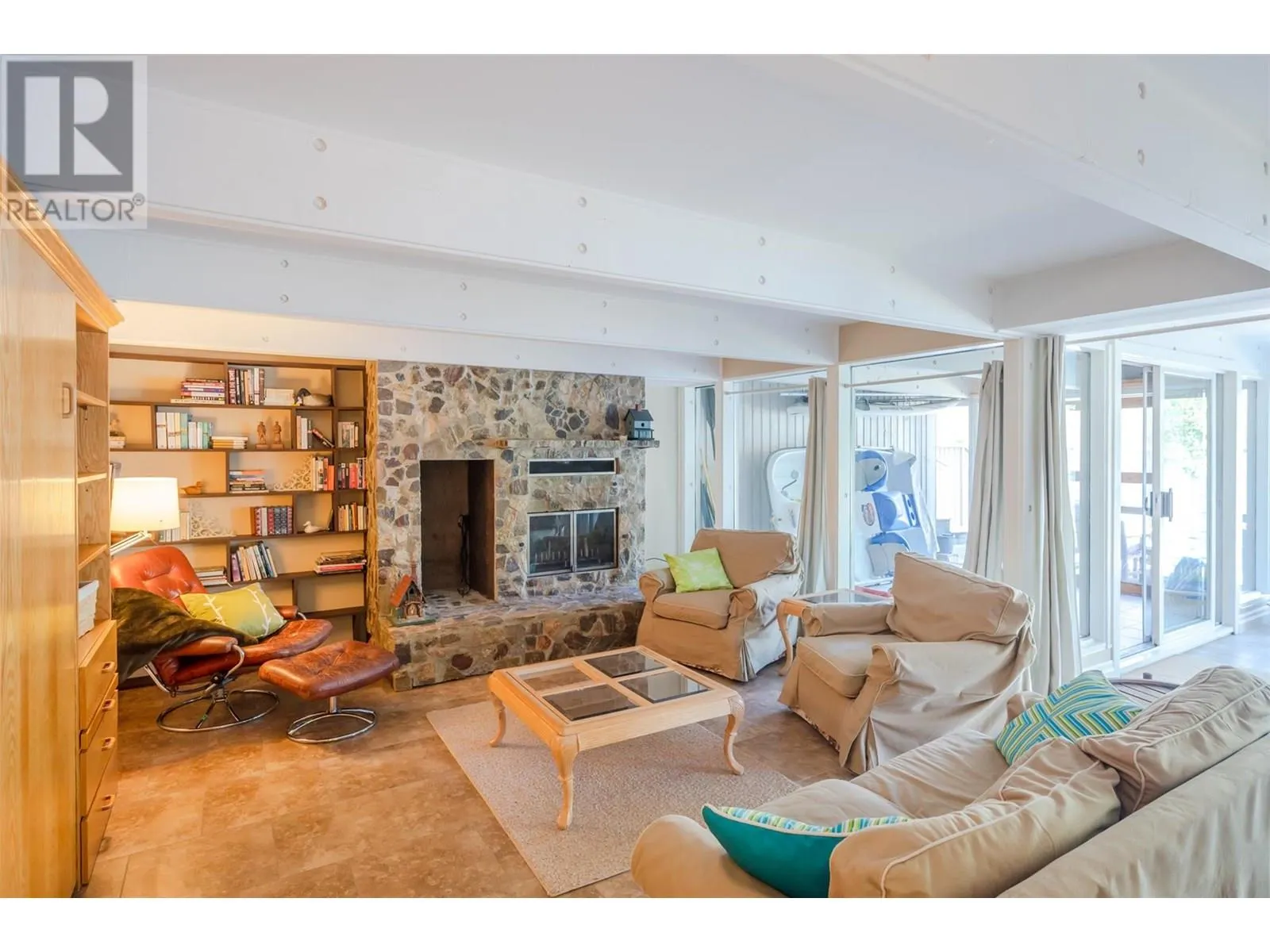 3120 Vaseux Lake Crescent