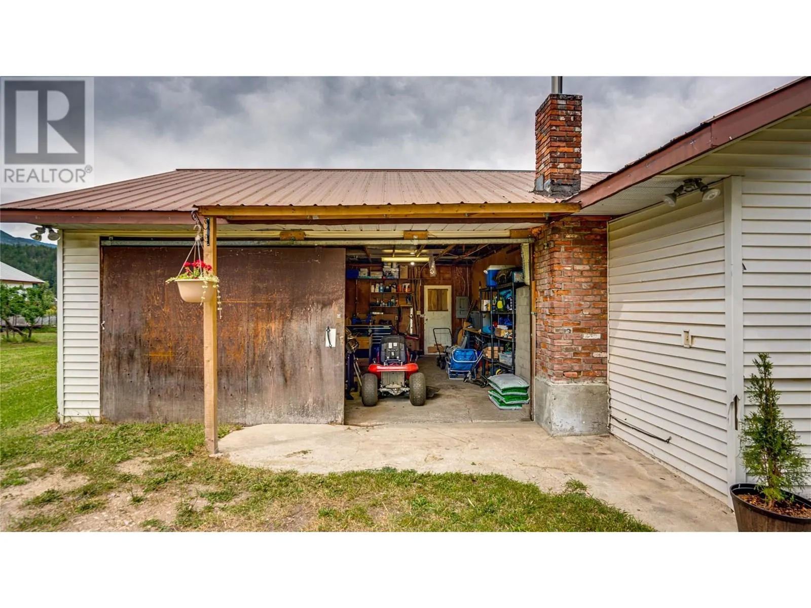 1365 Salmon River Road