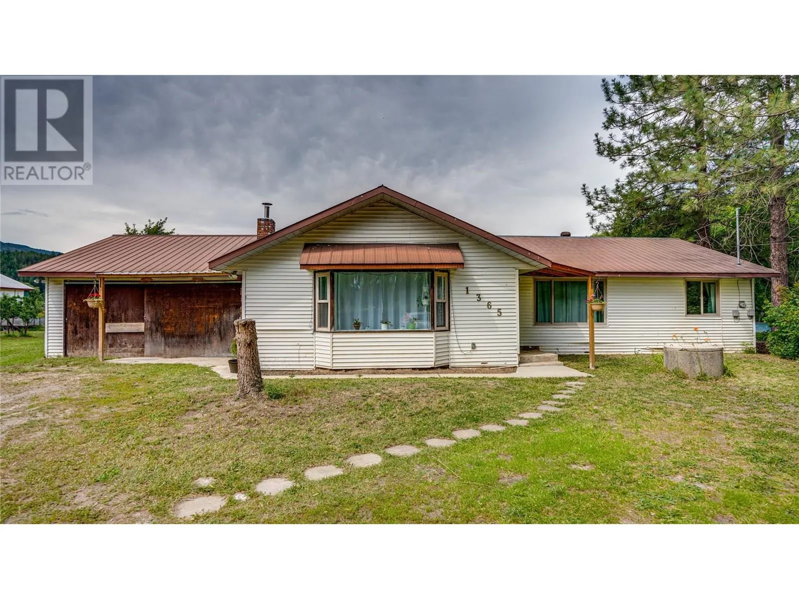 1365 Salmon River Road