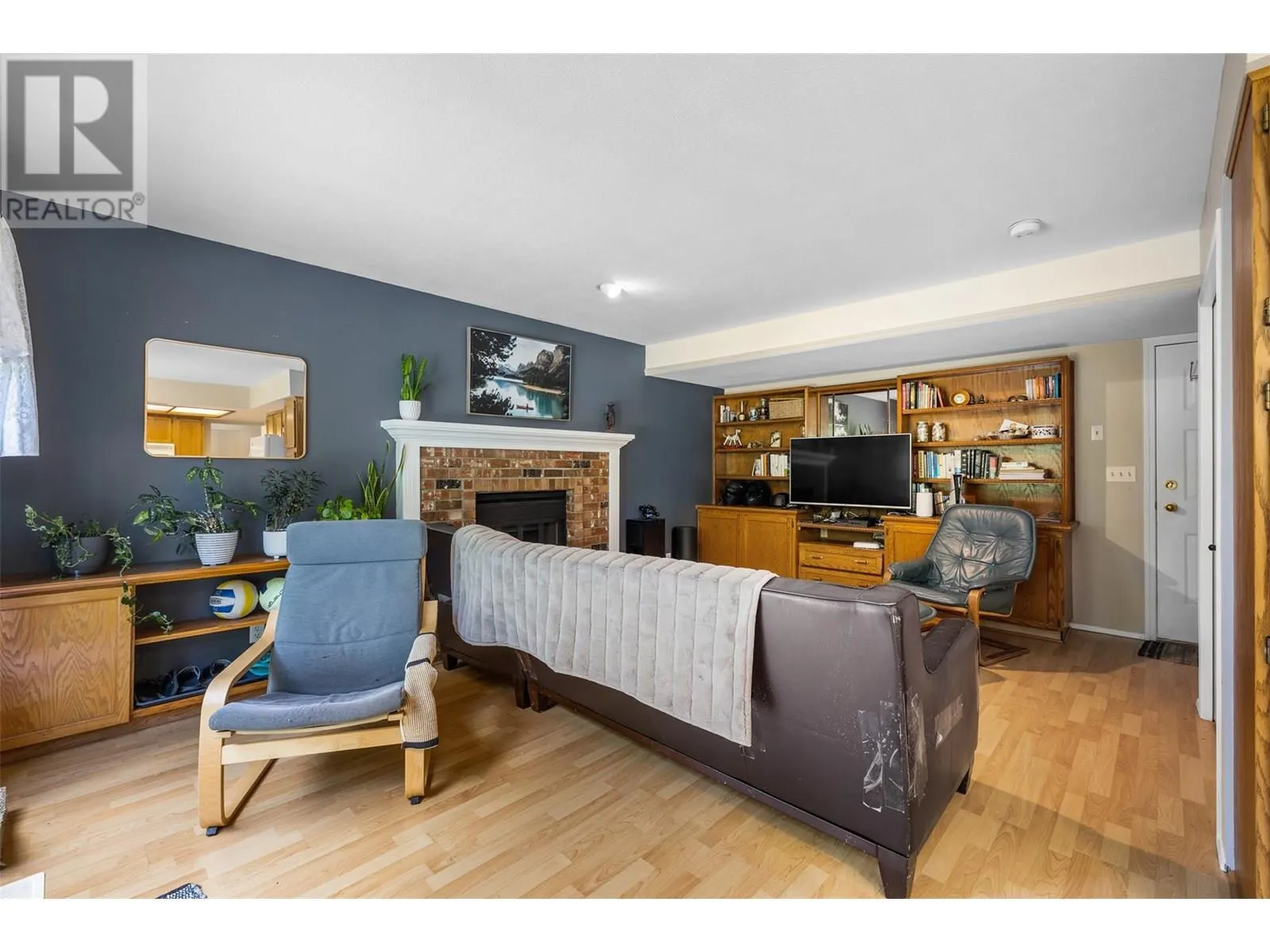 1170 Wintergreen Crescent