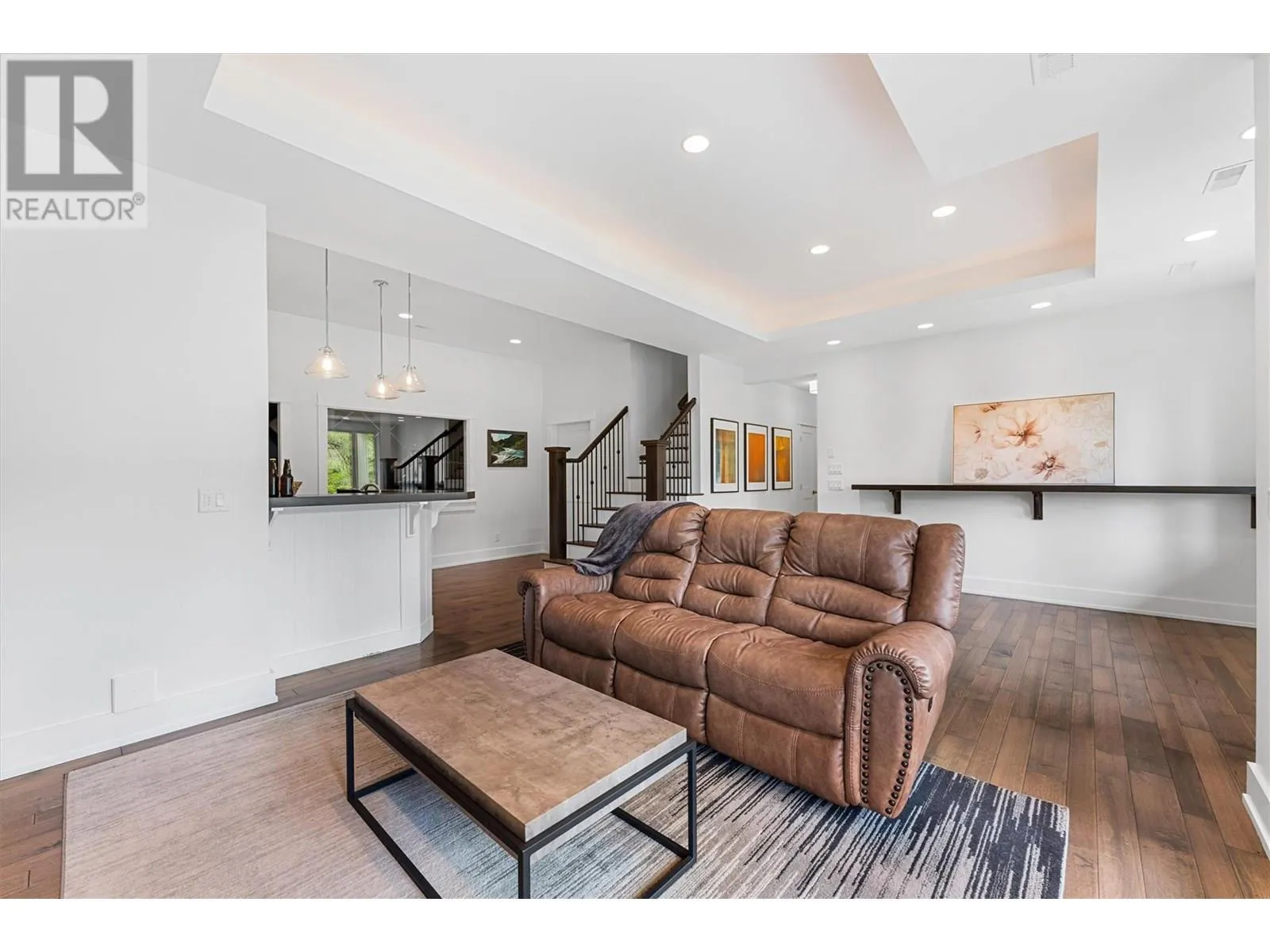 982 Long Ridge Court