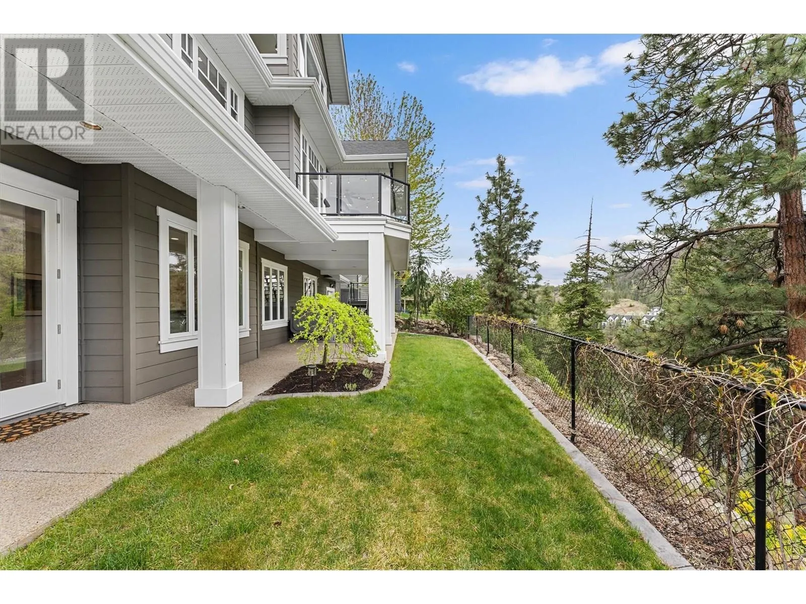 982 Long Ridge Court
