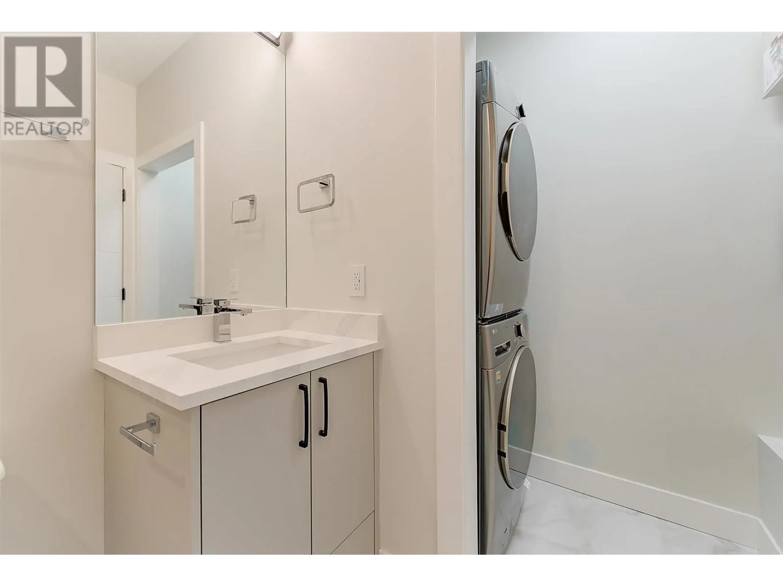 839 Lawson Avenue Unit# 3