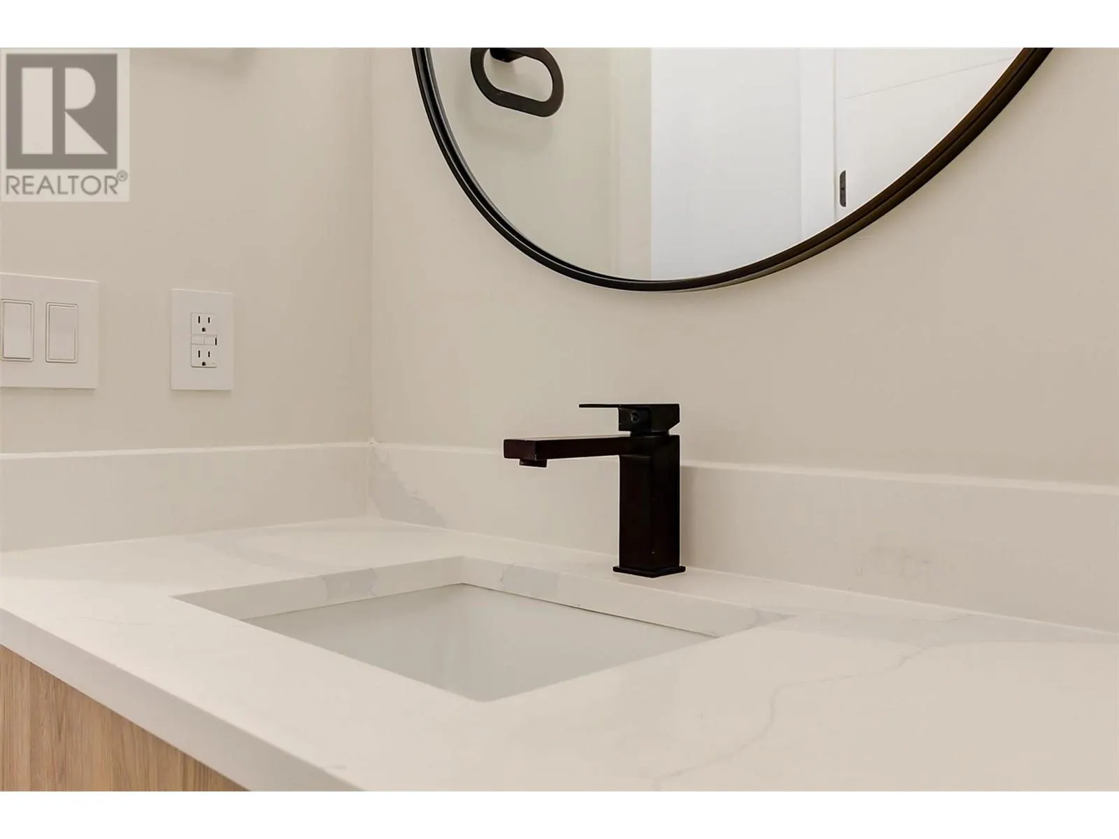 839 Lawson Avenue Unit# 3