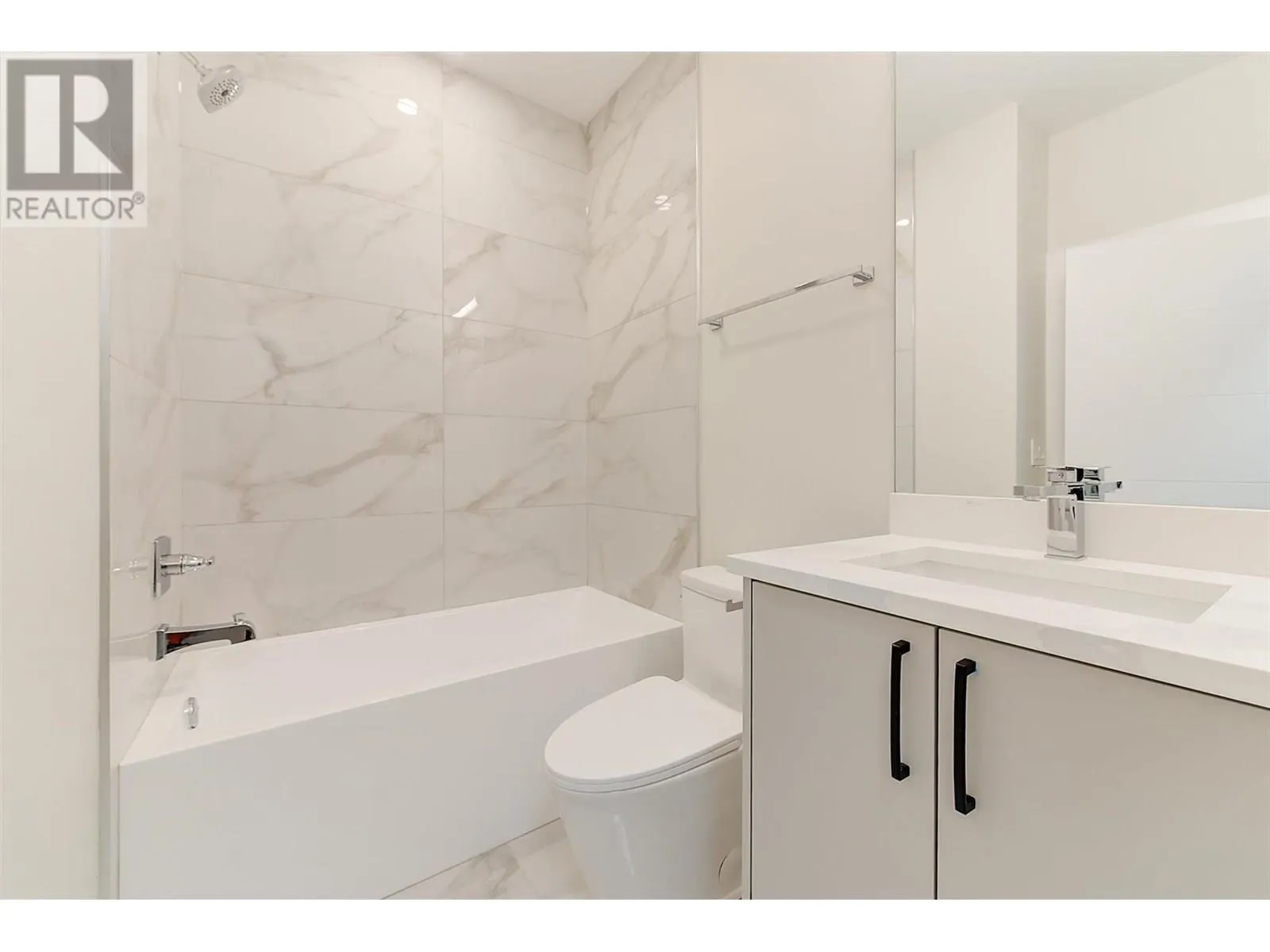 839 Lawson Avenue Unit# 3