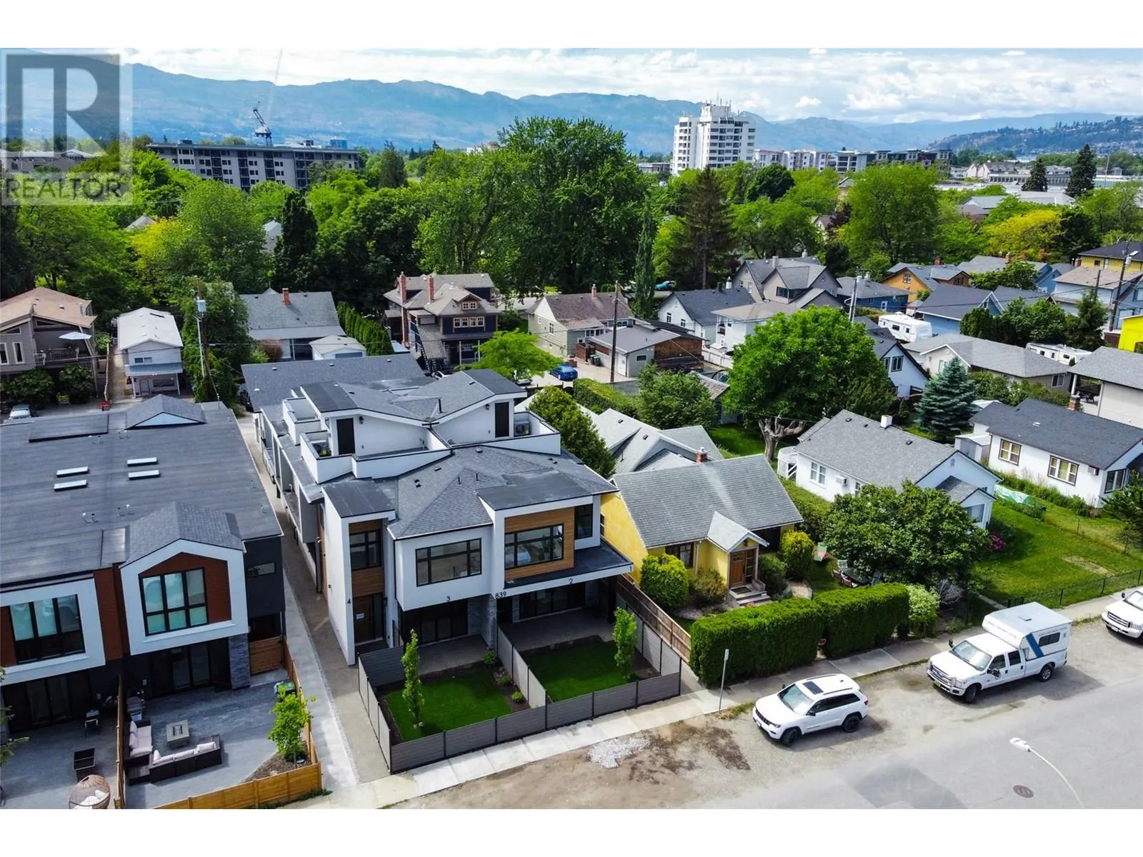 839 Lawson Avenue Unit# 4