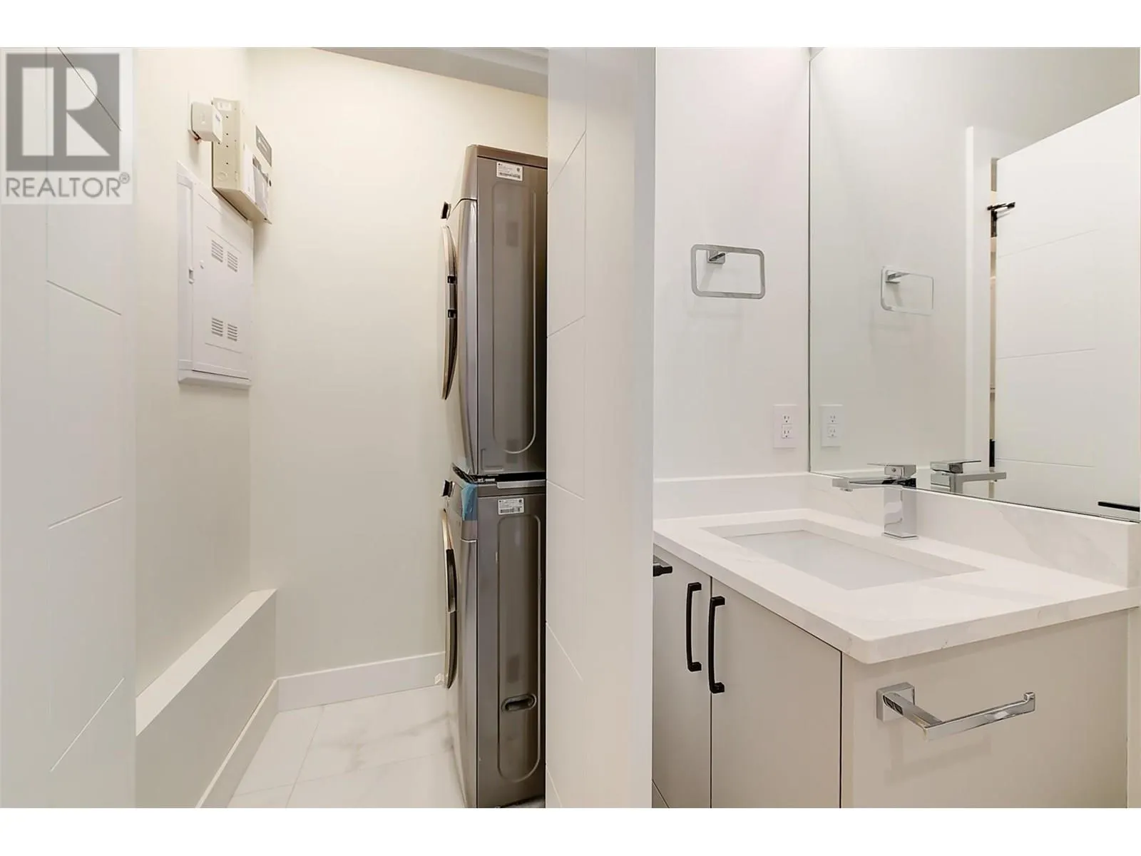 839 Lawson Avenue Unit# 4