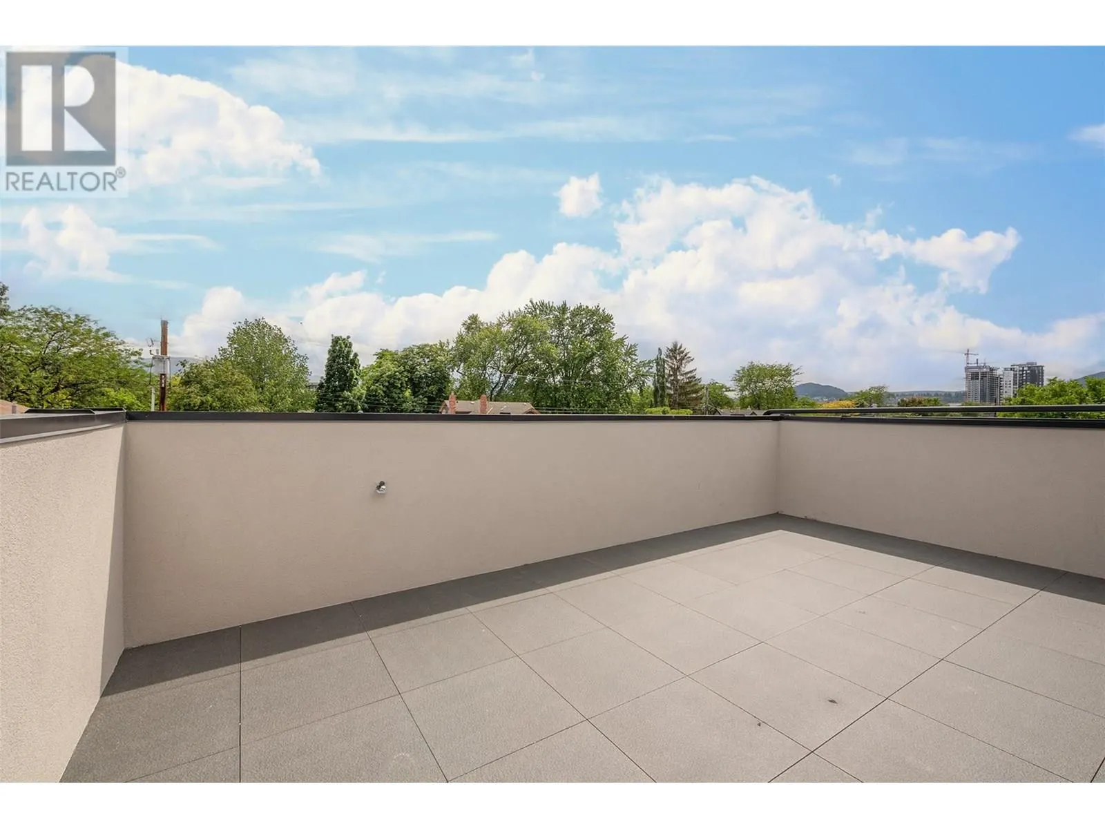 839 Lawson Avenue Unit# 4