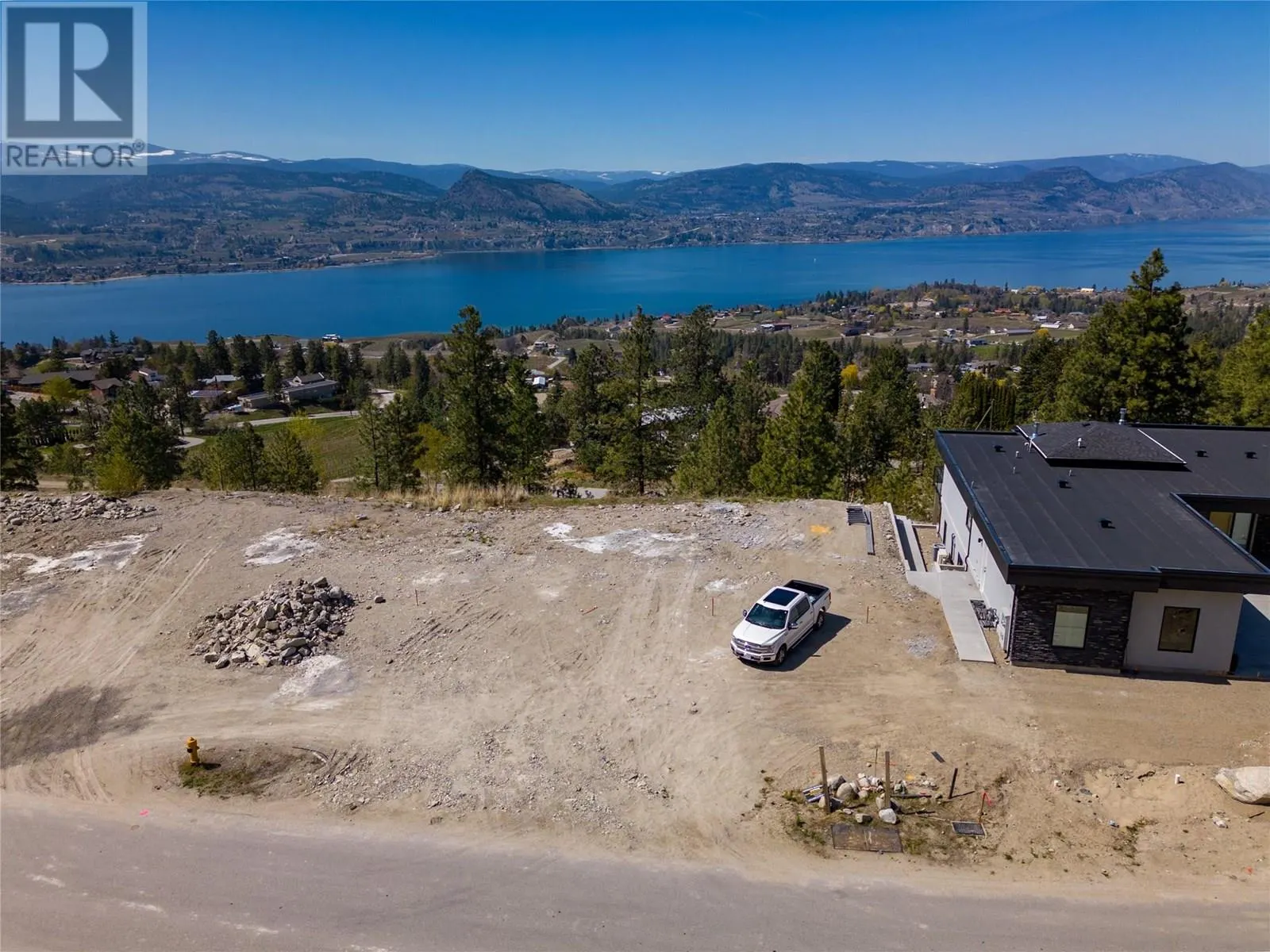 2955 OUTLOOK Way