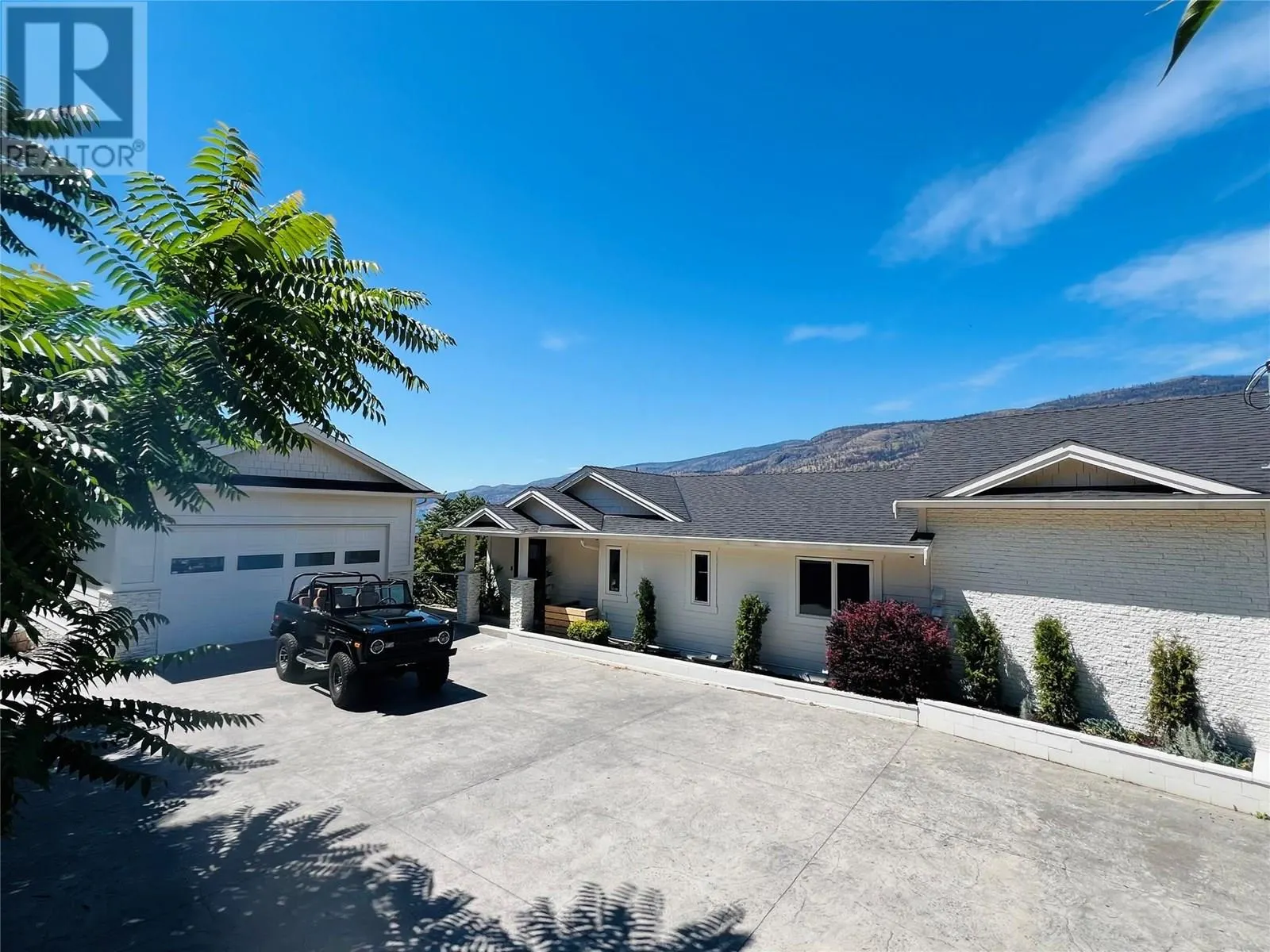 1876 Dewdney Road