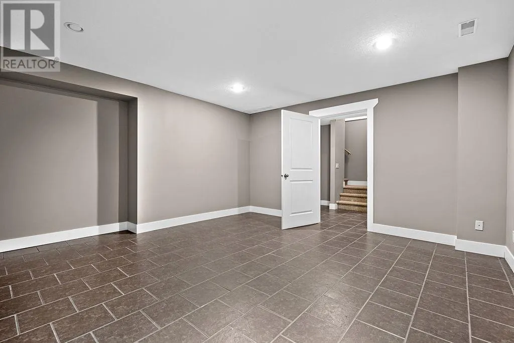 4537 Lansdowne Road