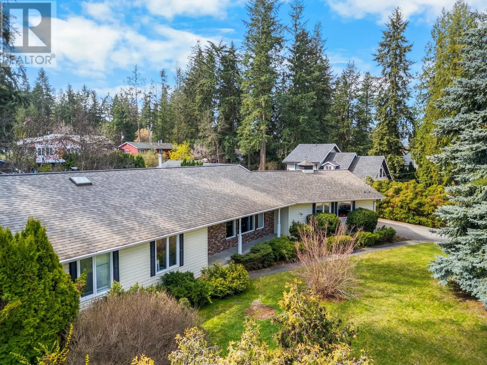3445 Sidney Crescent
