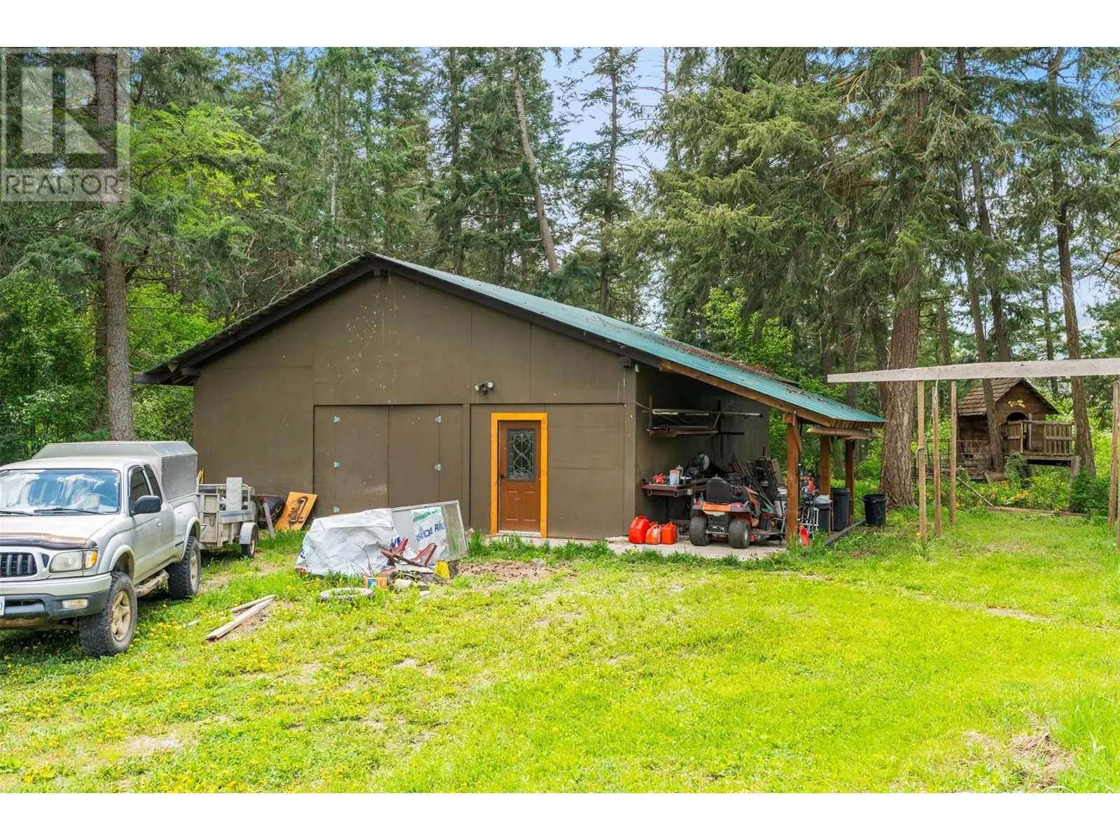 4444 Hales Road