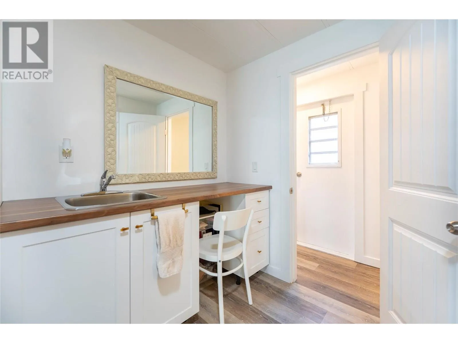 1860 Boucherie Road Unit# 108