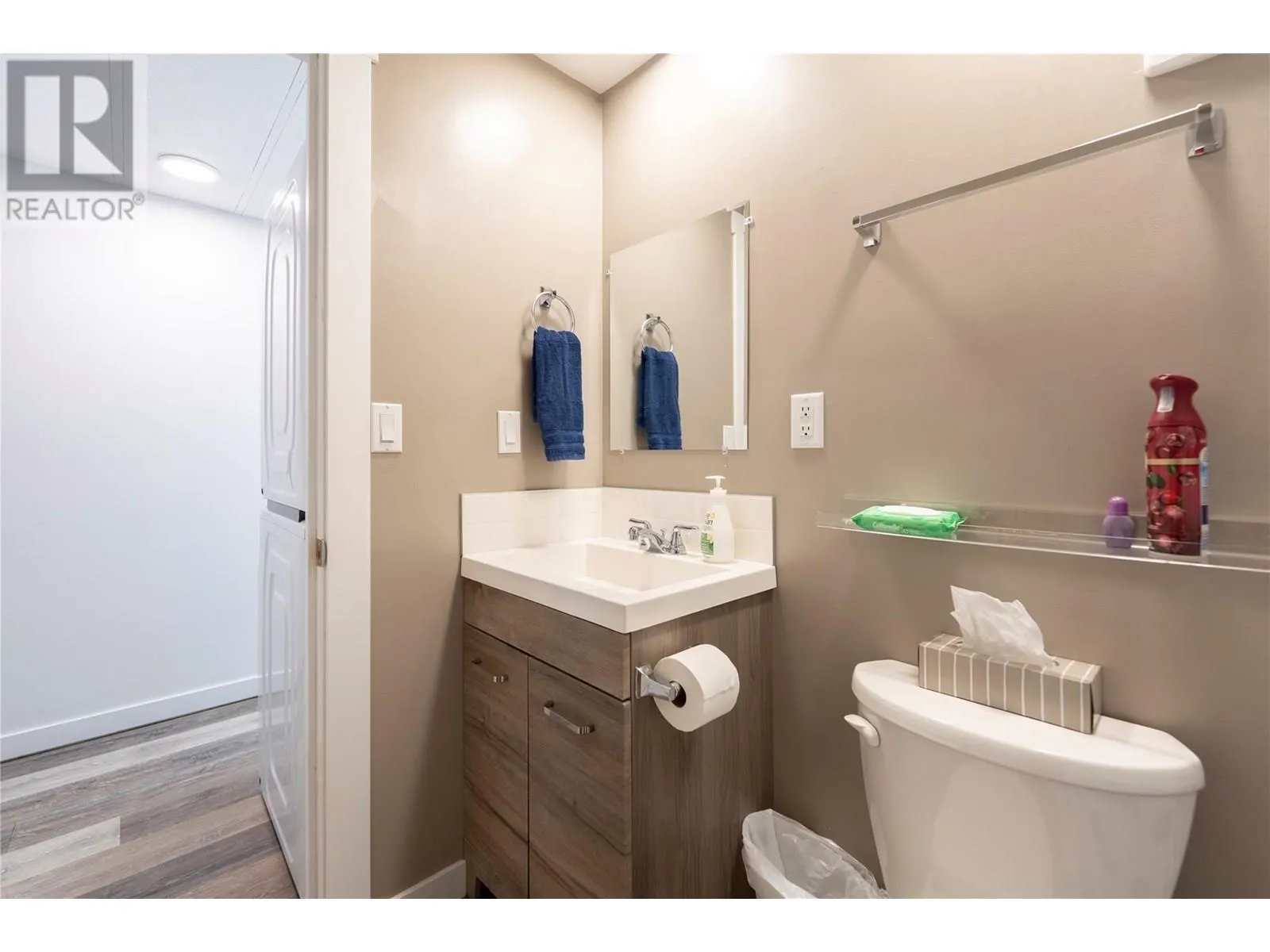1860 Boucherie Road Unit# 108
