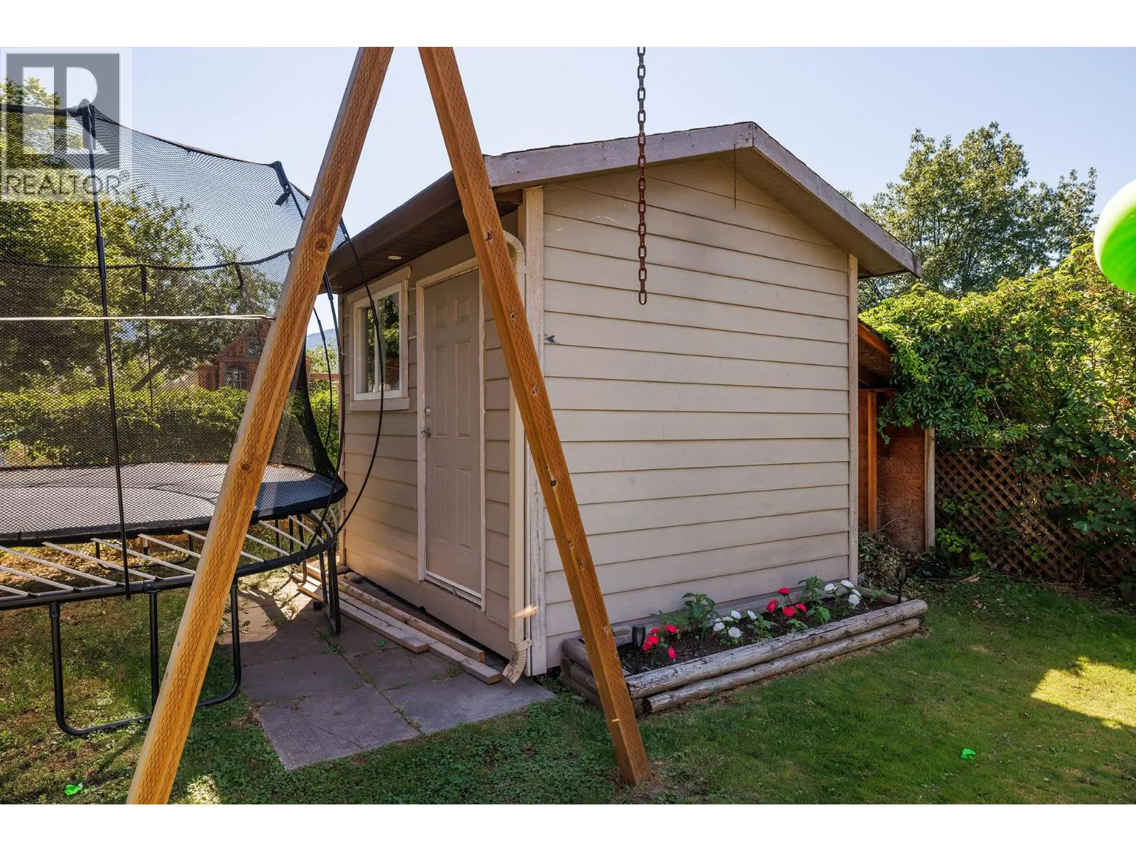 335 Dudgeon Road