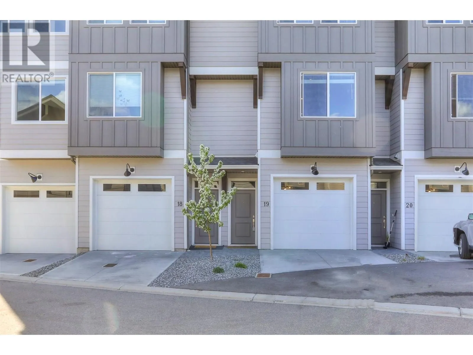 12840 Stillwater Court Unit# 19