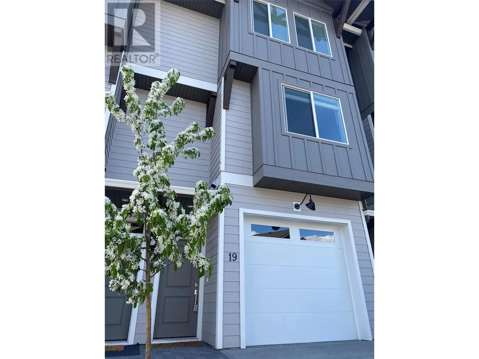 12840 Stillwater Court Unit# 19