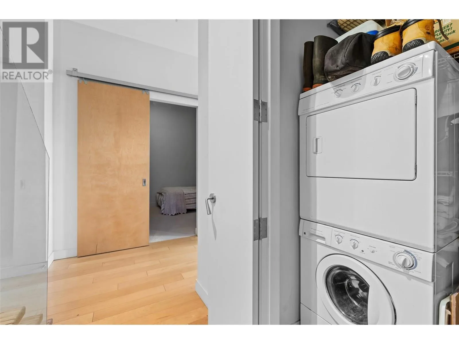 1495 Graham Street Unit# 406